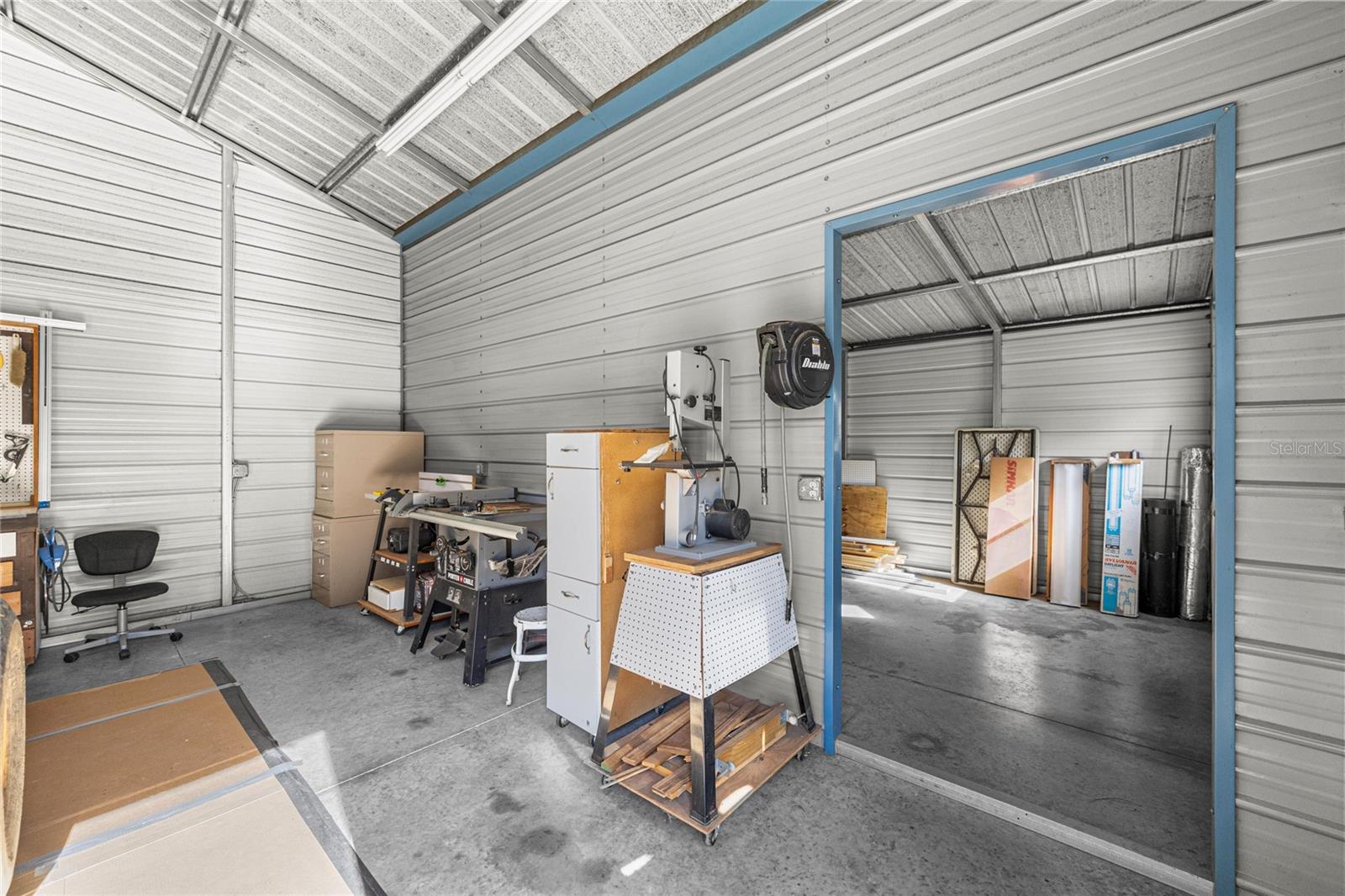 Listing photo id 48 for 9600 Holyoak Terrace