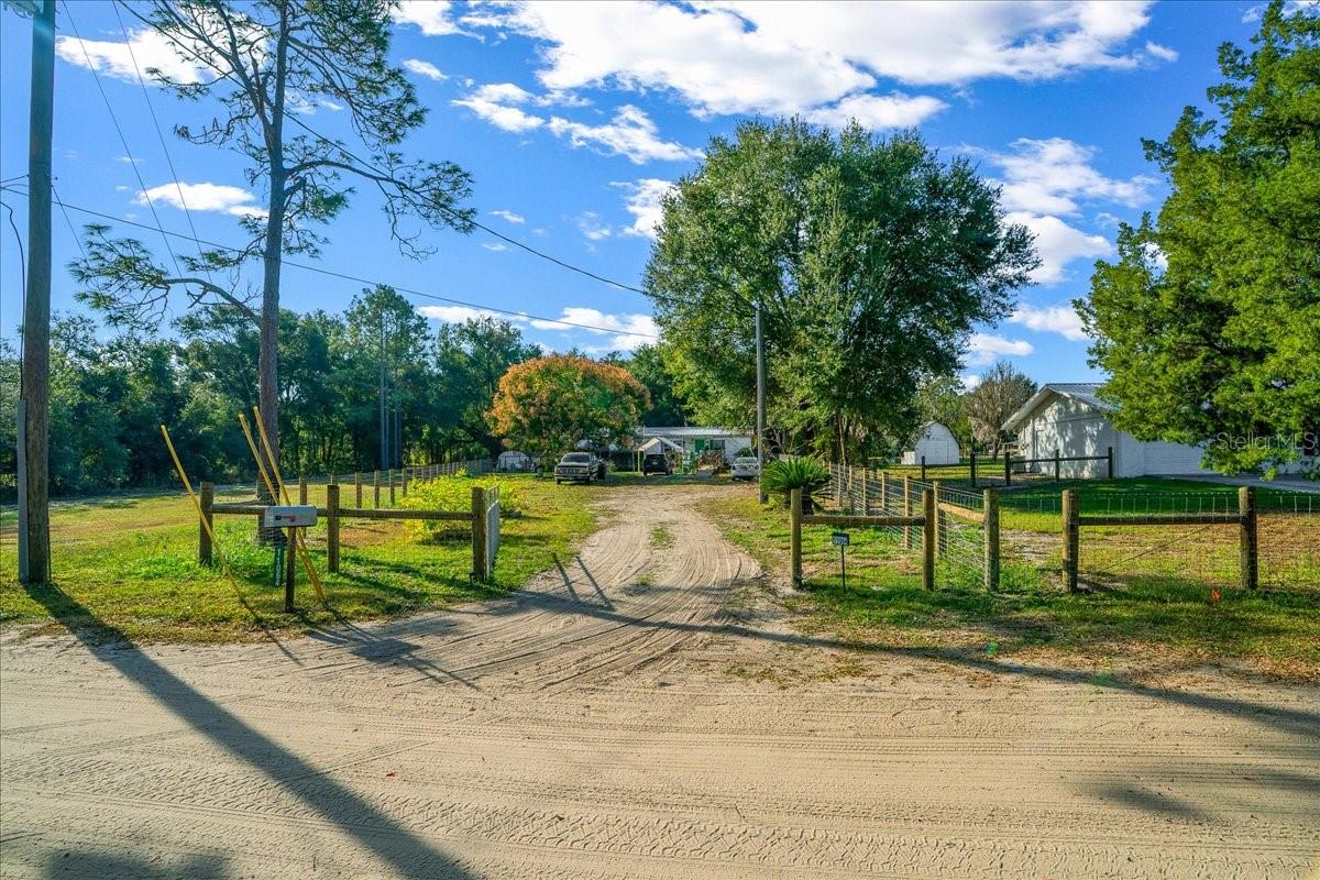 Image 34 of 50 For 11060 128th Place Road