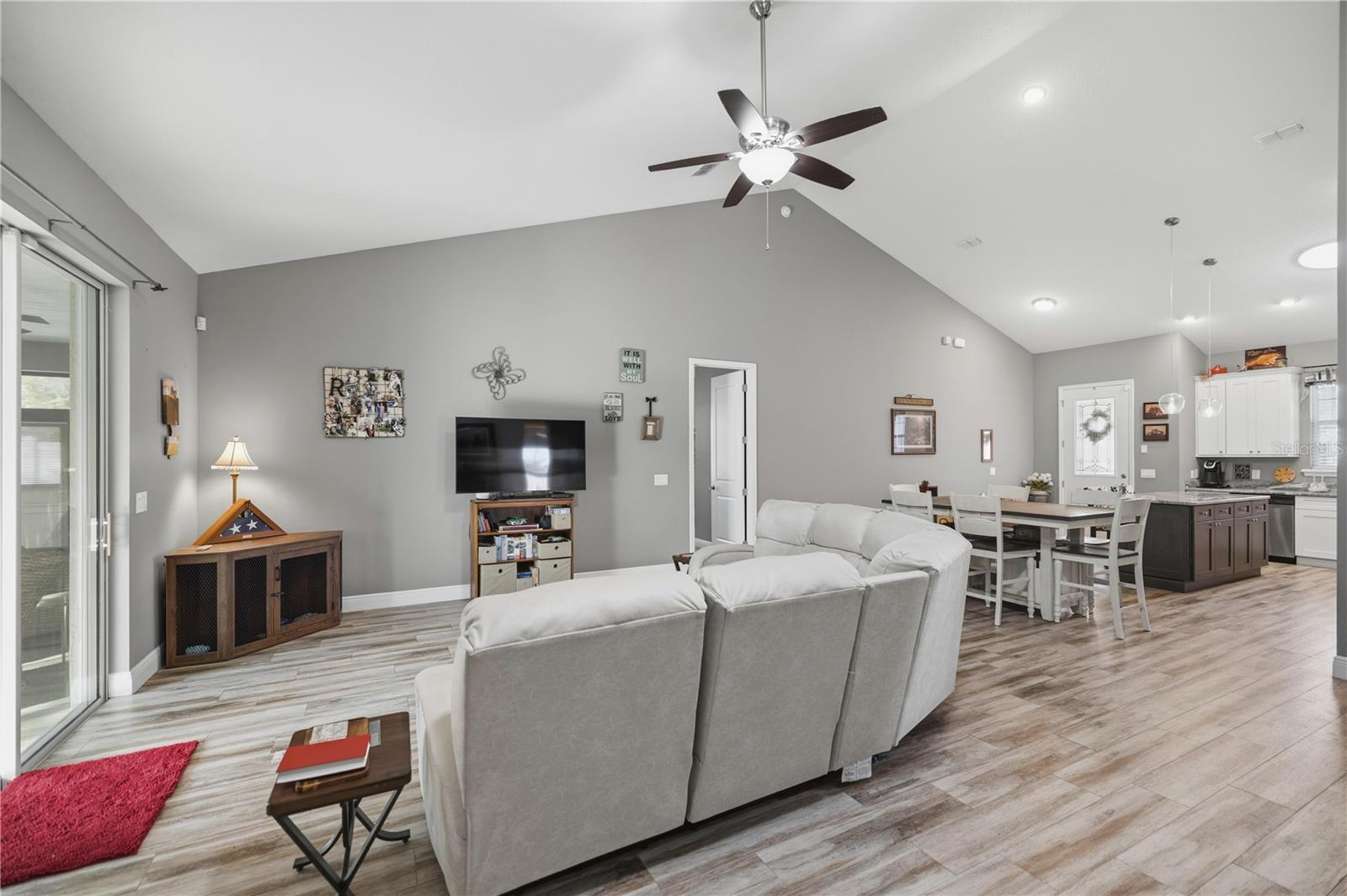 Image 14 of 45 For 8252 164th Place