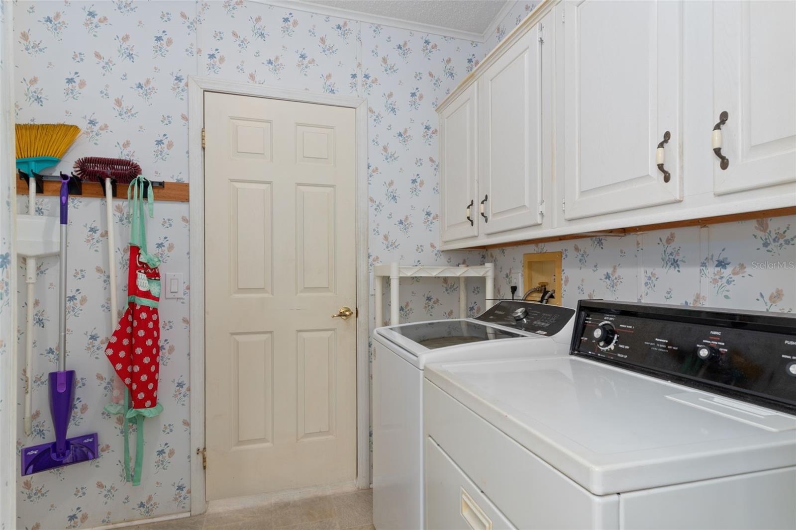 Image 20 of 35 For 6329 & 6355 Canna Lily Avenue