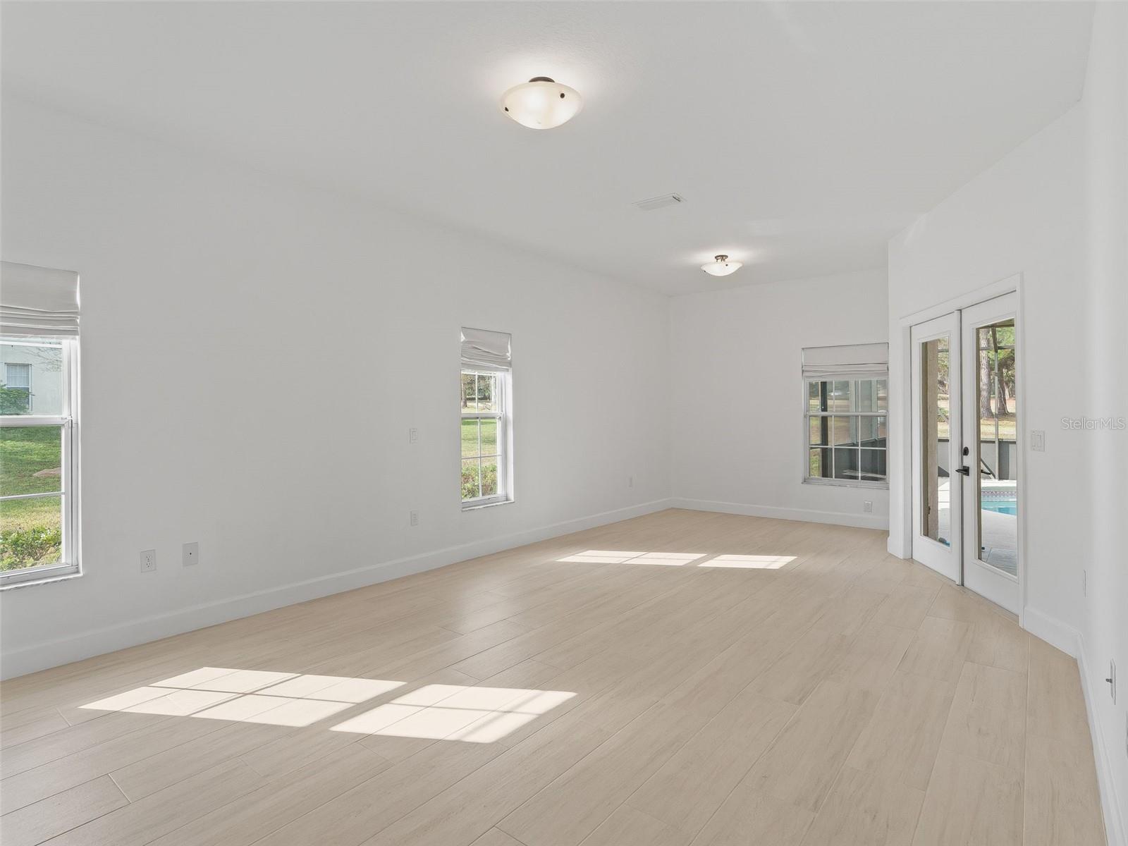 Image 20 of 51 For 4536 76th Court