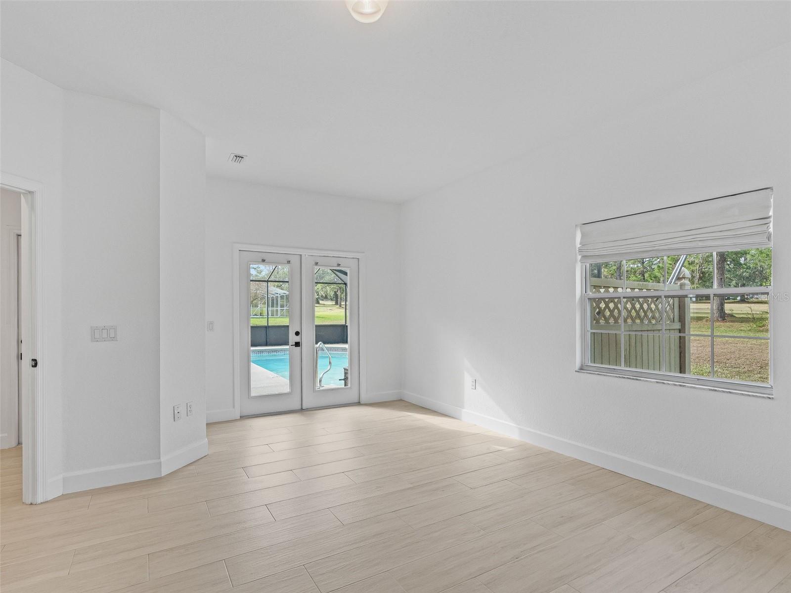 Image 26 of 51 For 4536 76th Court