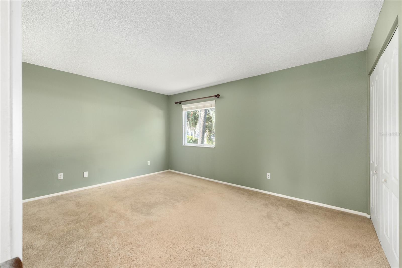 Image 15 of 51 For 584 Midway Drive A