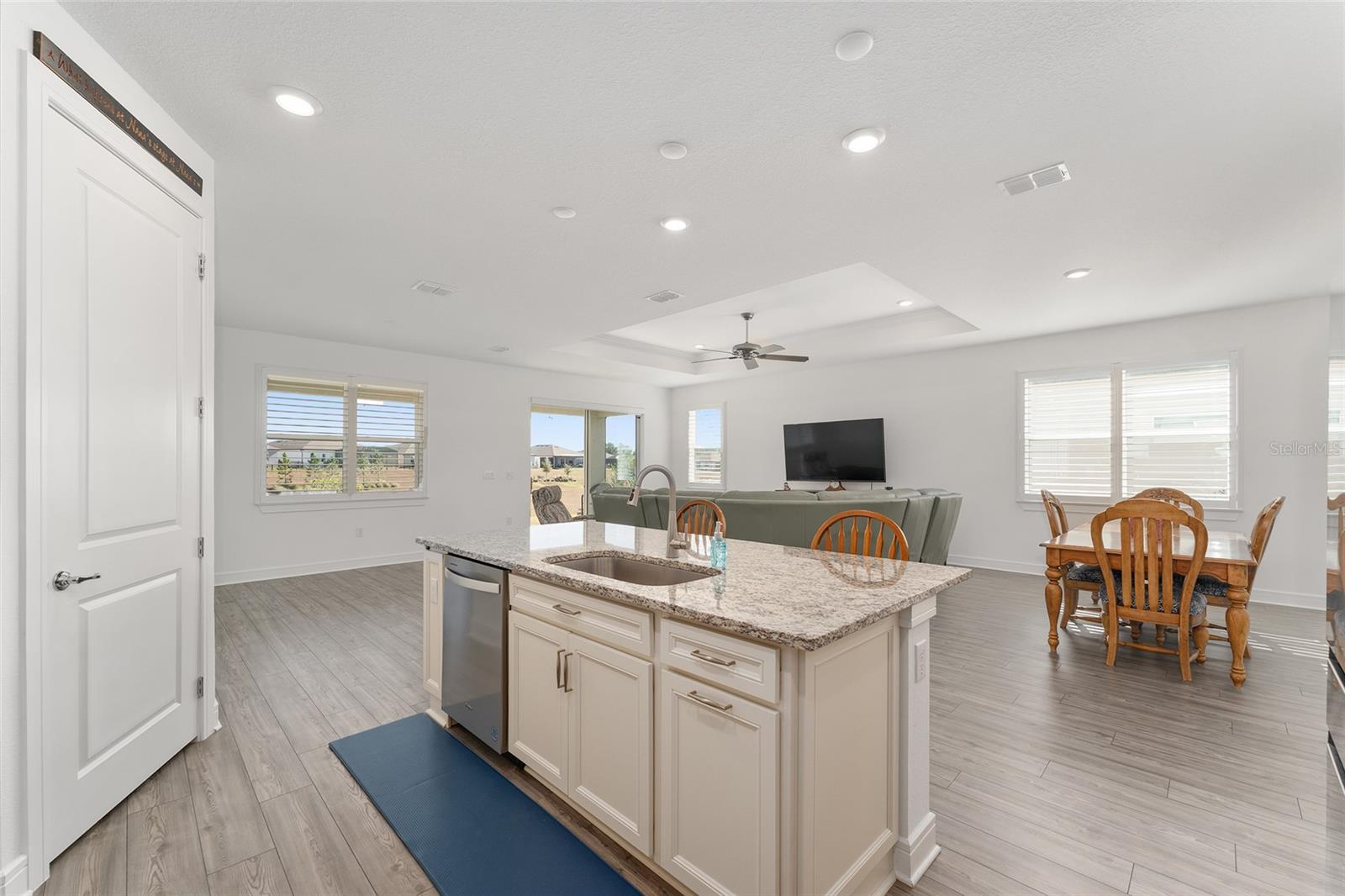 Image 18 of 59 For 6034 86th Circle