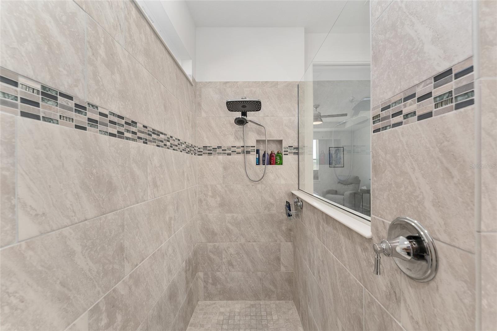 Image 26 of 59 For 6034 86th Circle