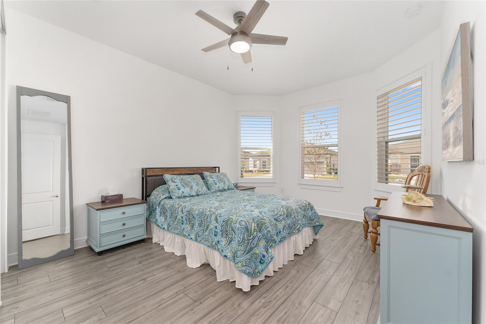 Image 27 of 59 For 6034 86th Circle