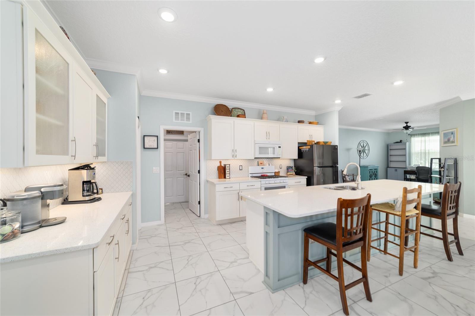 Image 18 of 37 For 7765 80th Place Road