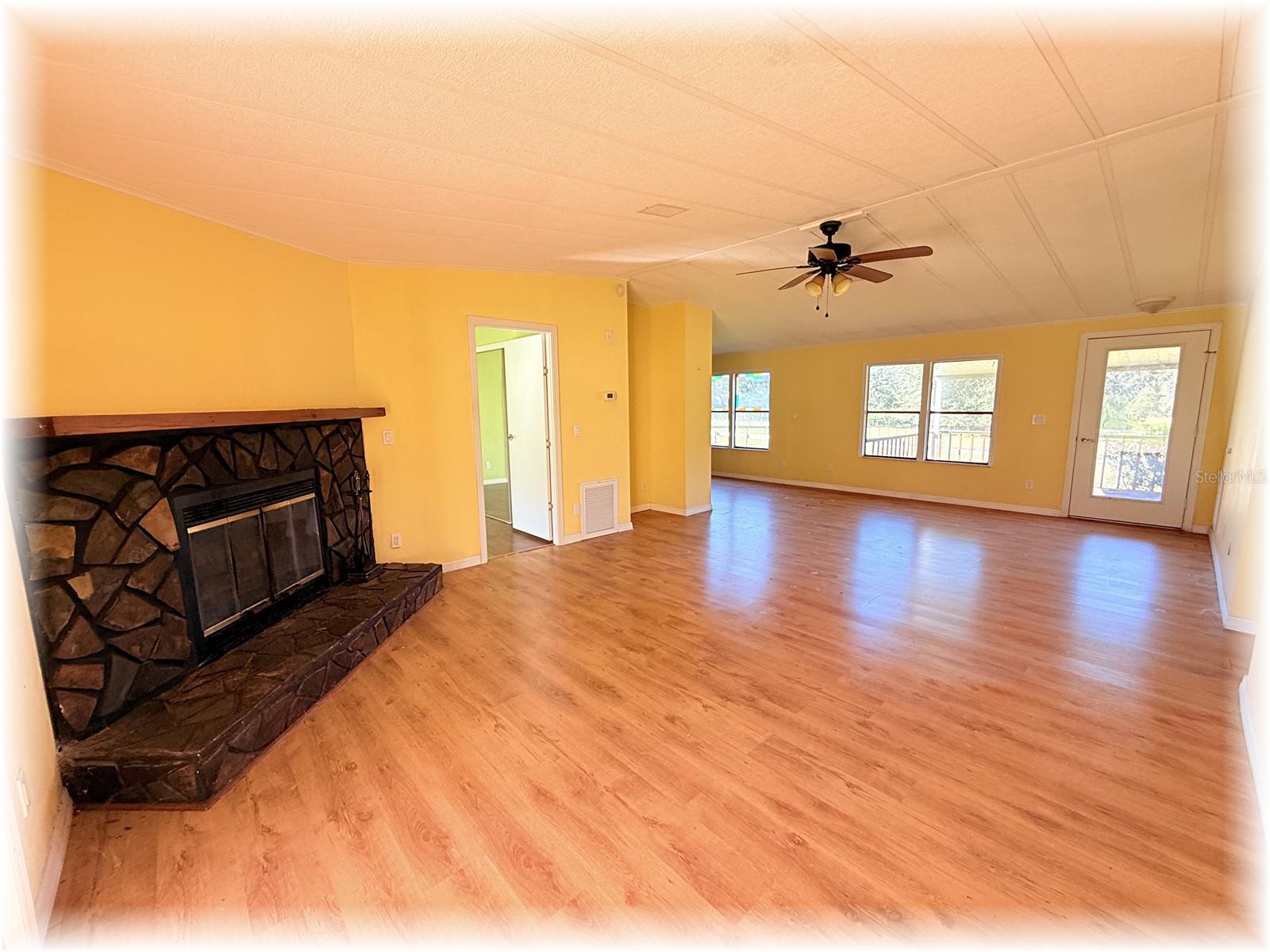 Image 11 of 34 For 10774 166 Lane