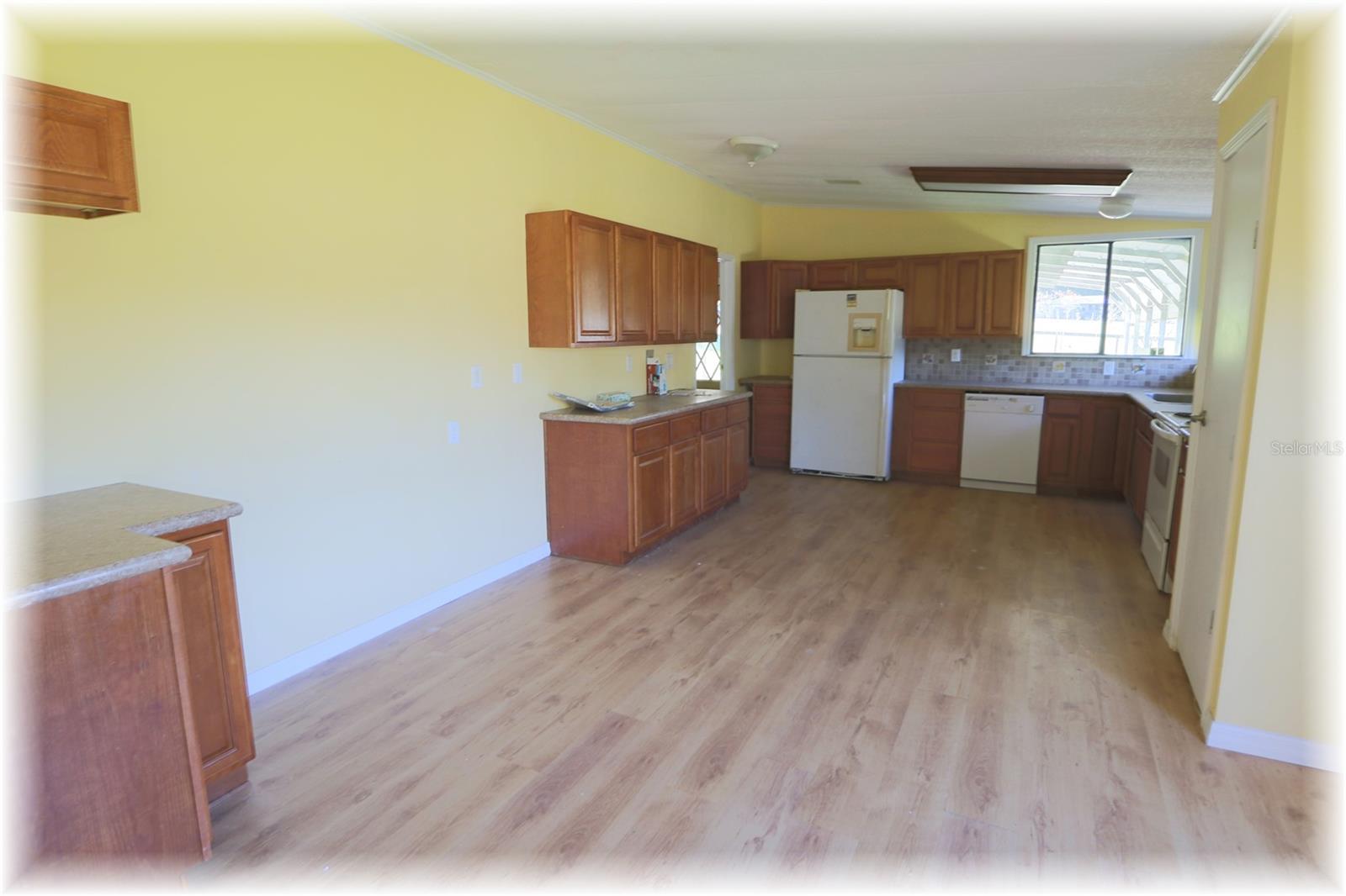 Image 12 of 34 For 10774 166 Lane