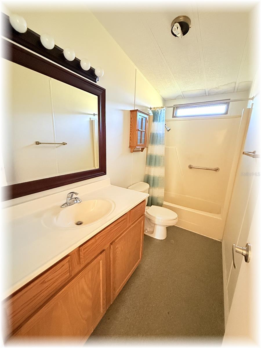 Image 23 of 34 For 10774 166 Lane