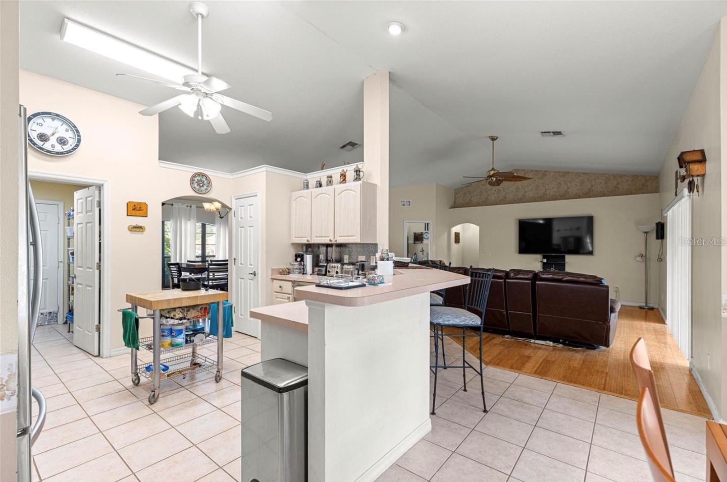 Image 18 of 40 For 4840 107th Lane