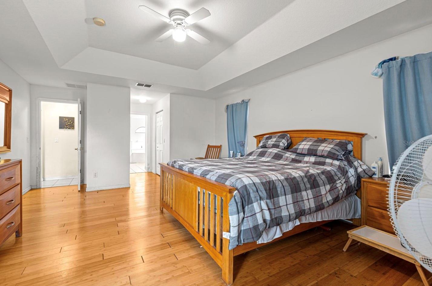 Image 24 of 40 For 4840 107th Lane