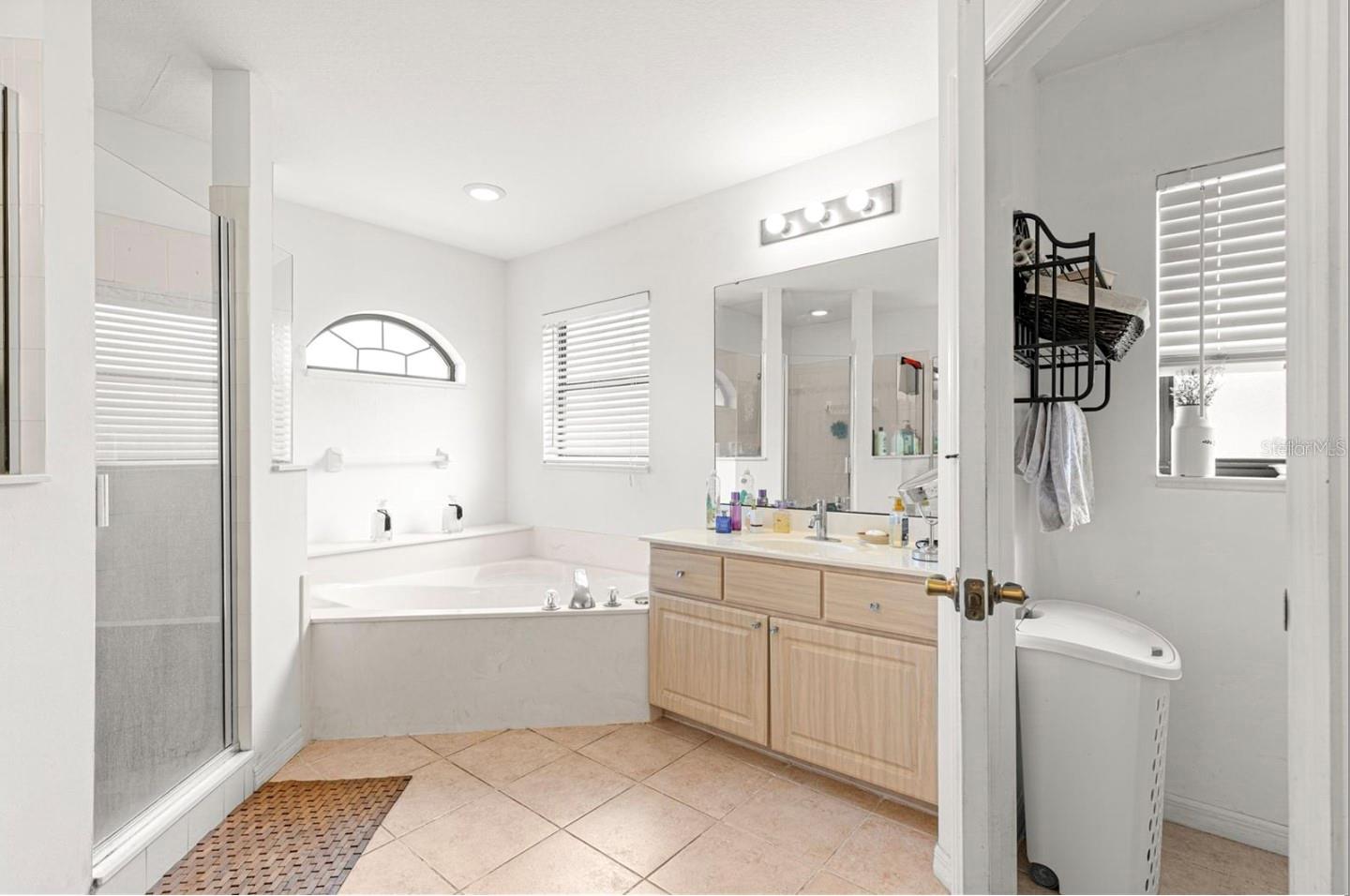 Image 27 of 40 For 4840 107th Lane