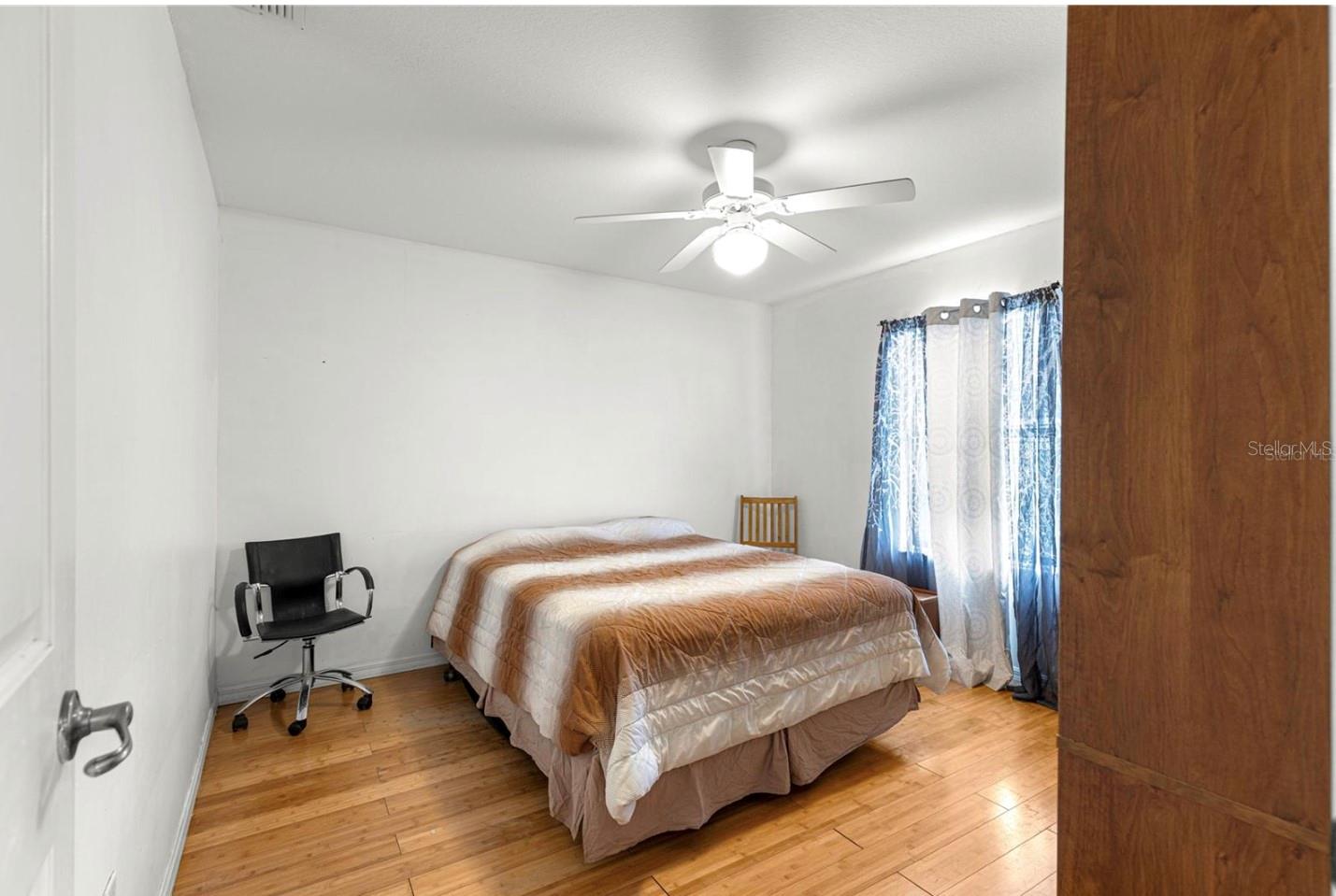 Image 28 of 40 For 4840 107th Lane