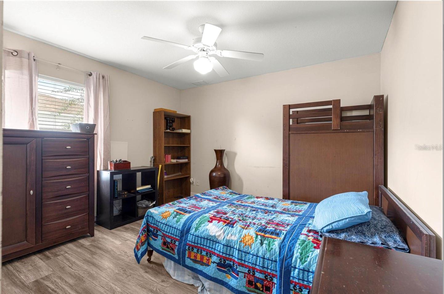 Image 32 of 40 For 4840 107th Lane