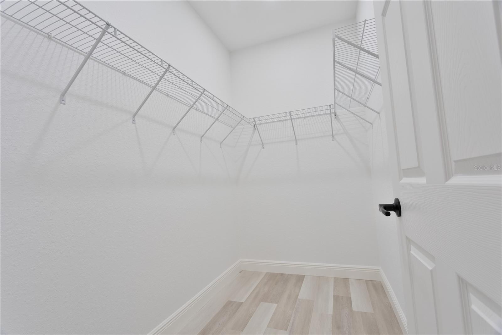 Image 16 of 28 For 8 Pine Trace Court