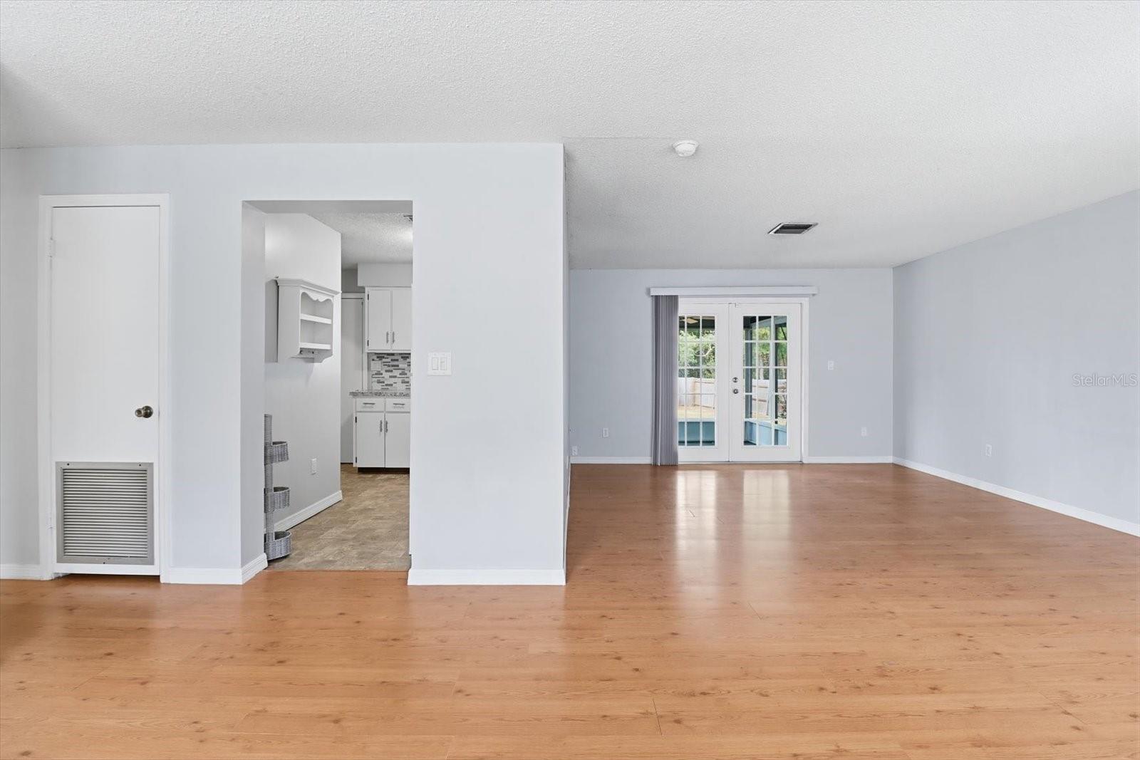 Image 12 of 44 For 1305 Sorrento Drive