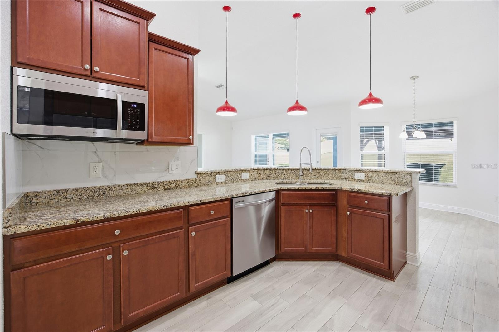 Image 14 of 41 For 4863 63rd Street