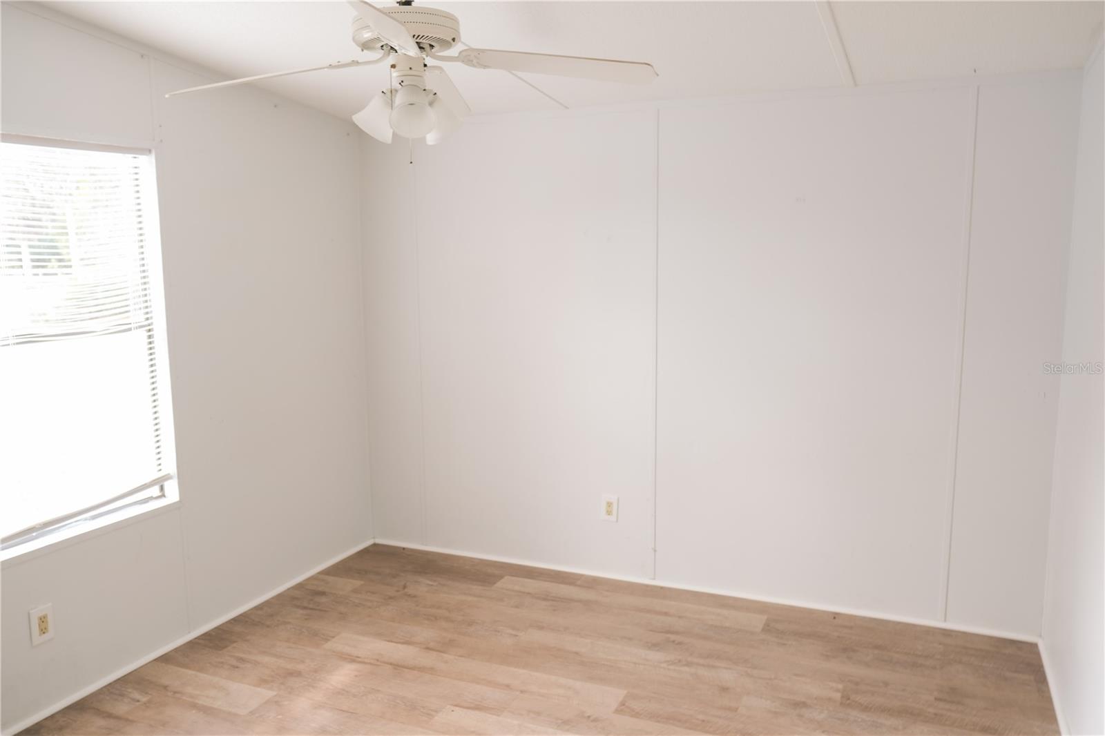 Image 25 of 46 For 5143 Knobhill Terrace