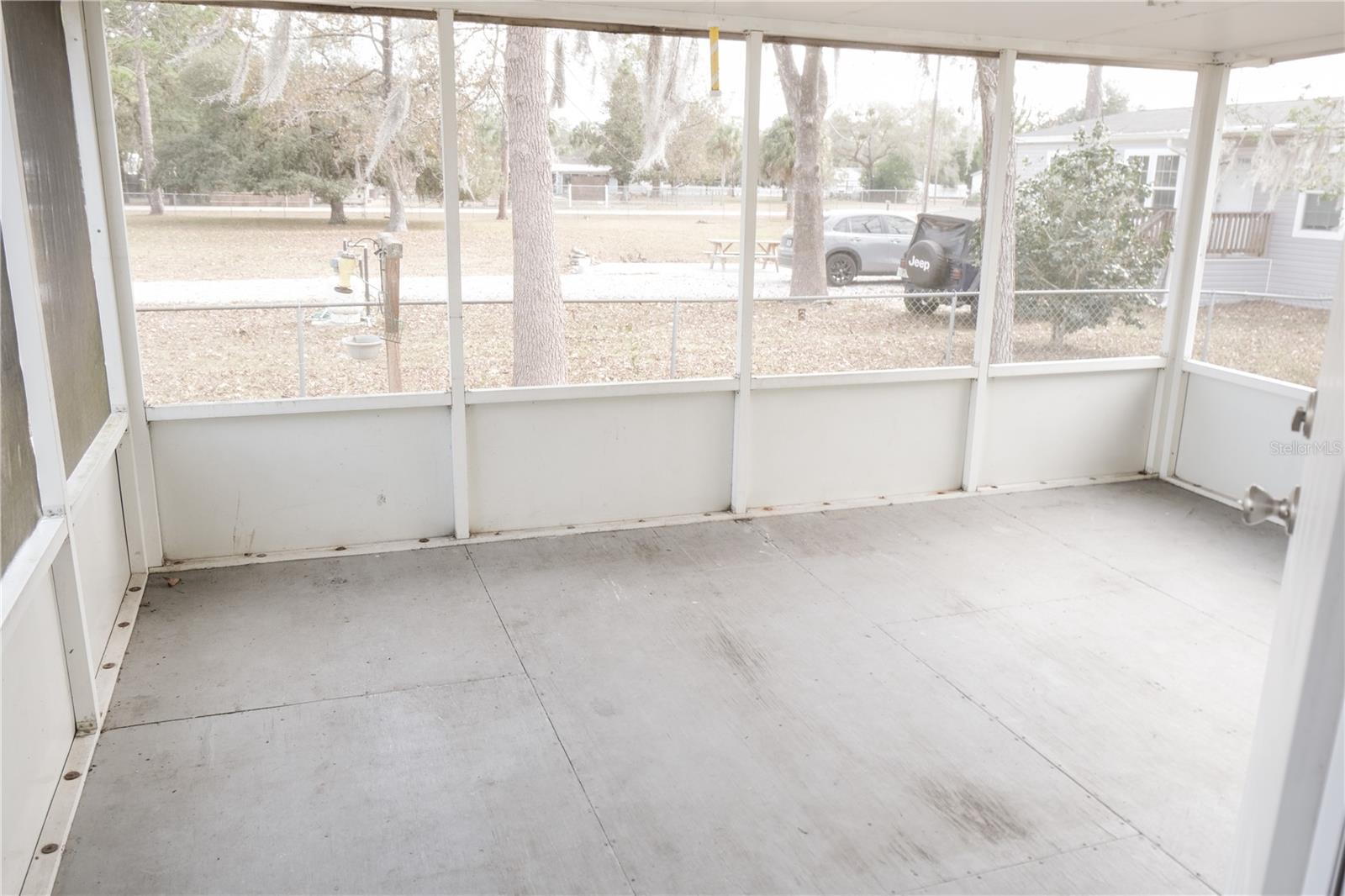 Image 8 of 46 For 5143 Knobhill Terrace