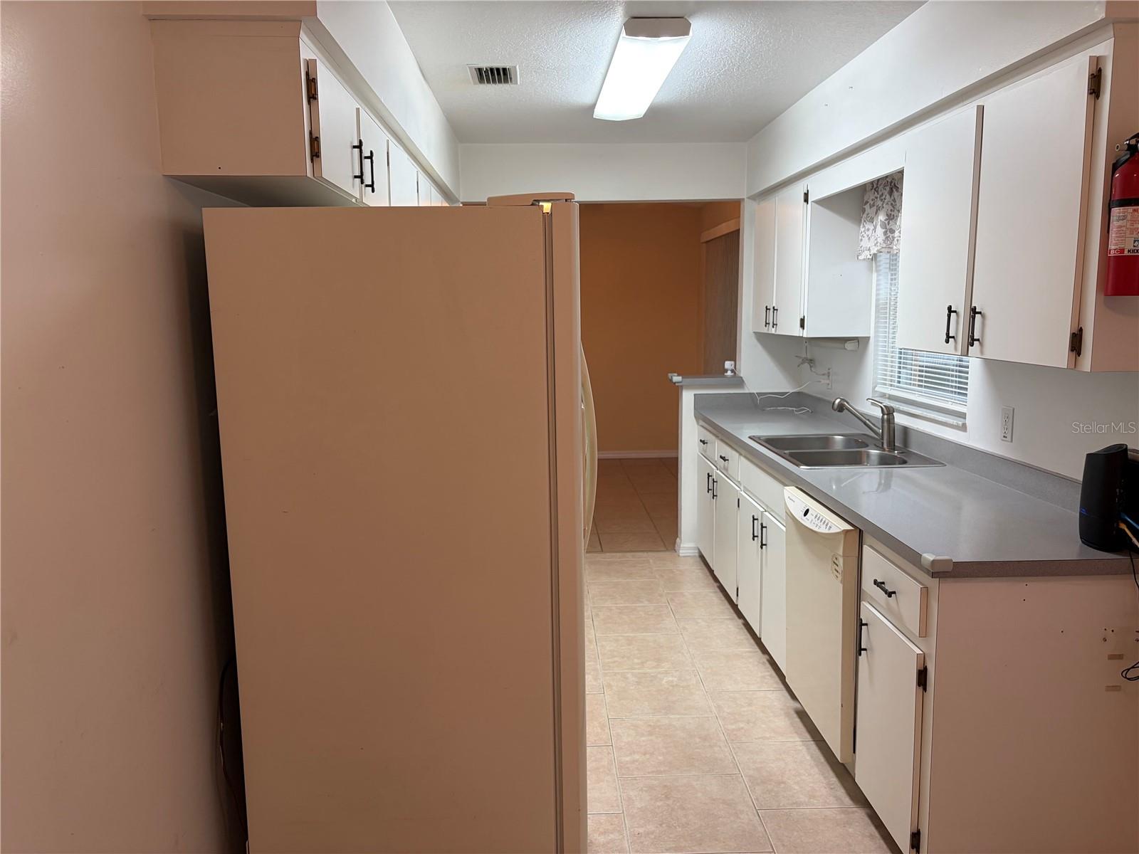 Image 10 of 27 For 15405 43 Avenue Road