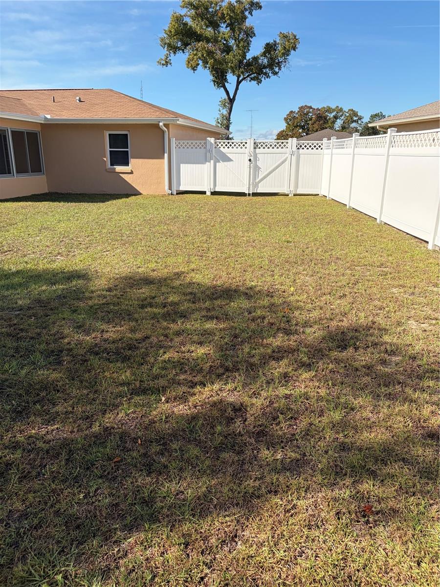 Image 26 of 27 For 15405 43 Avenue Road