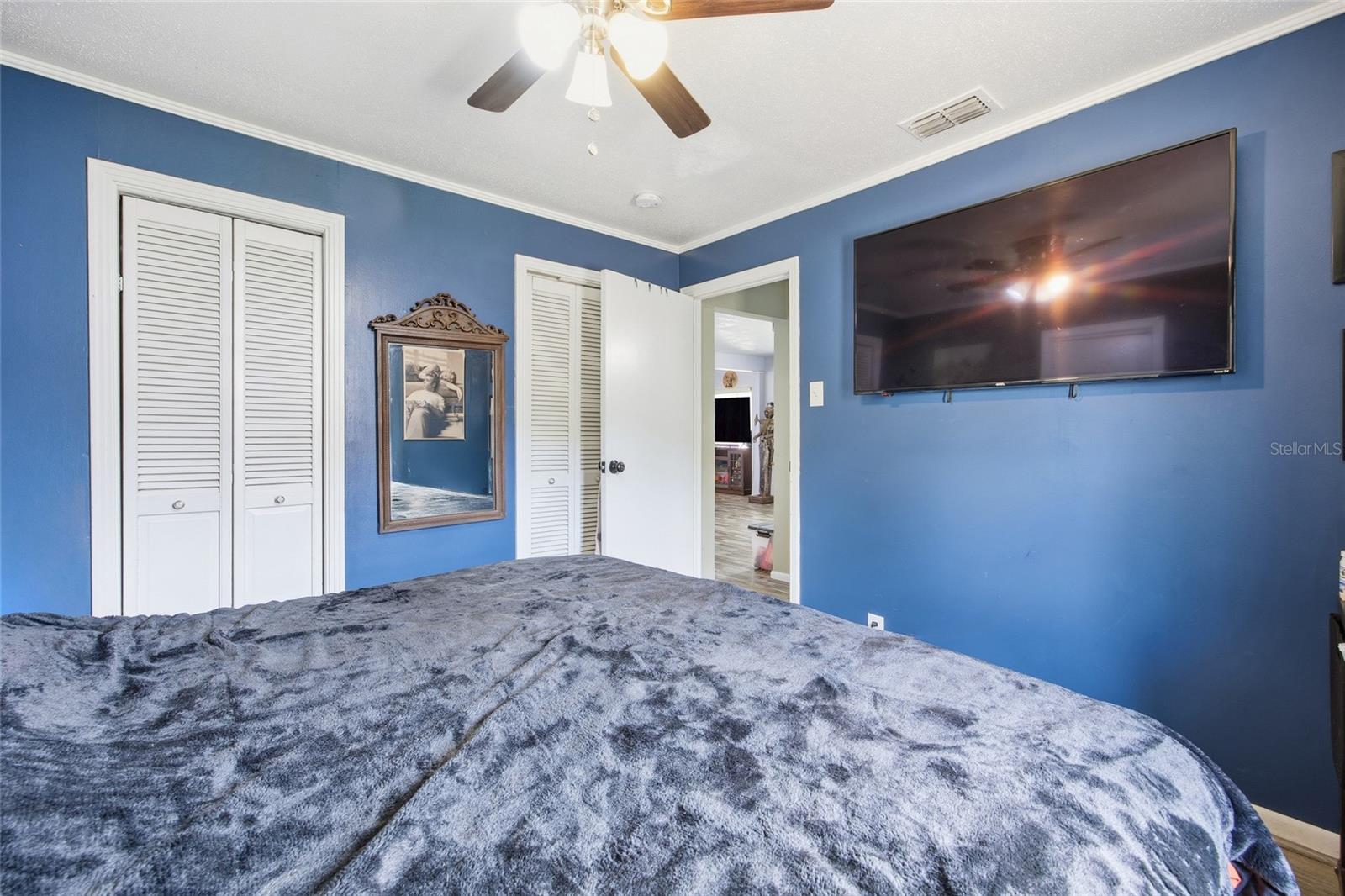 Listing photo id 16 for 5403 Tangelo Lane