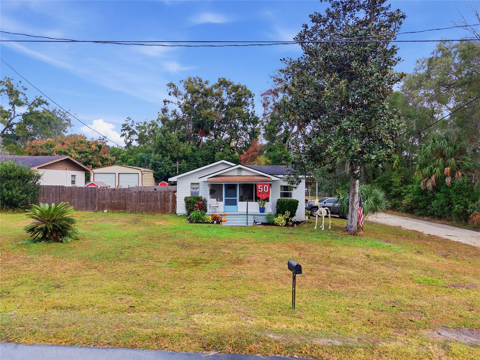 Listing photo id 22 for 5403 Tangelo Lane