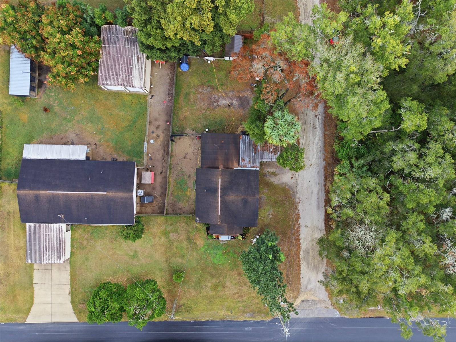 Listing photo id 25 for 5403 Tangelo Lane