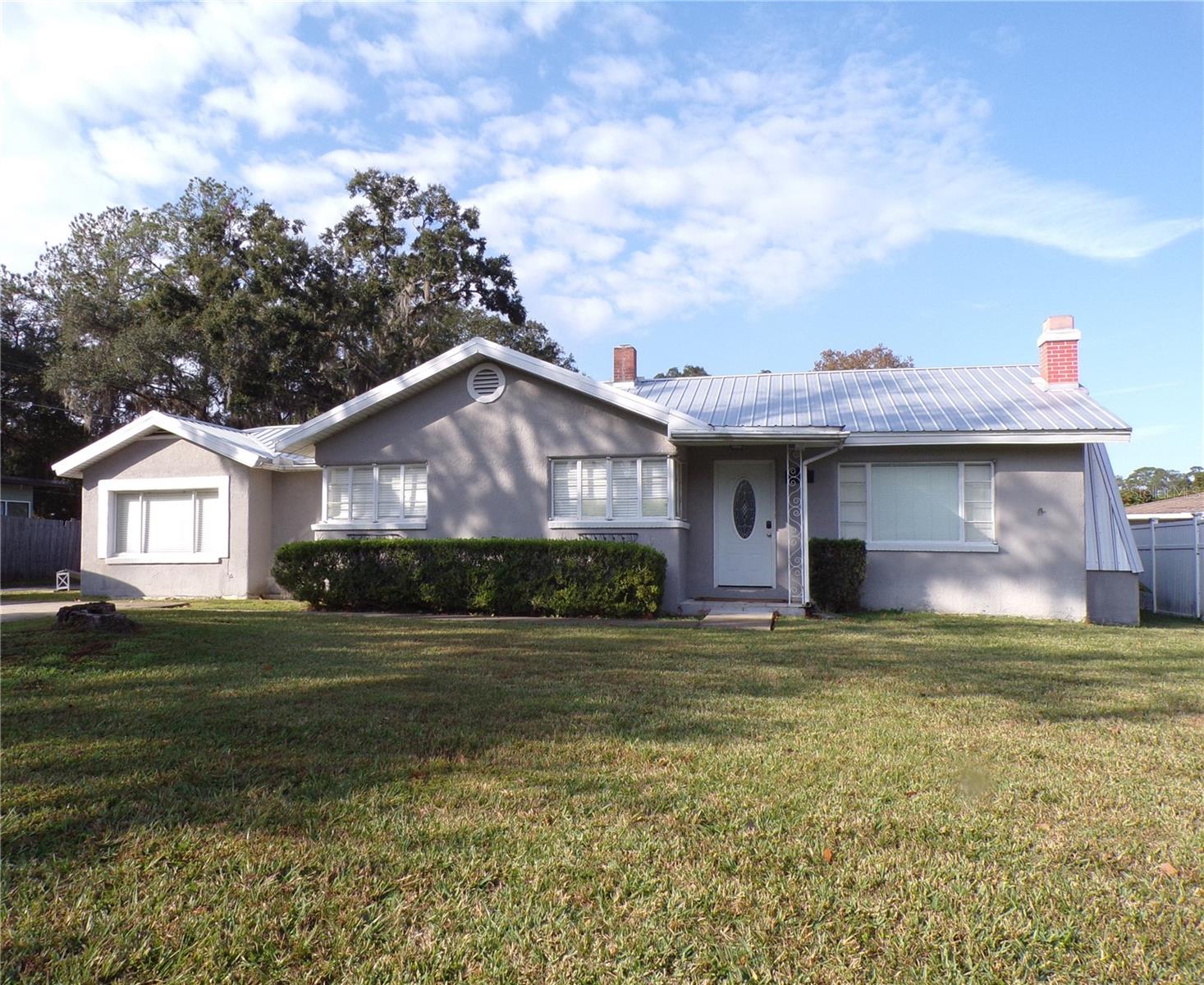 Listing Details for 924 12th Avenue, OCALA, FL 34470
