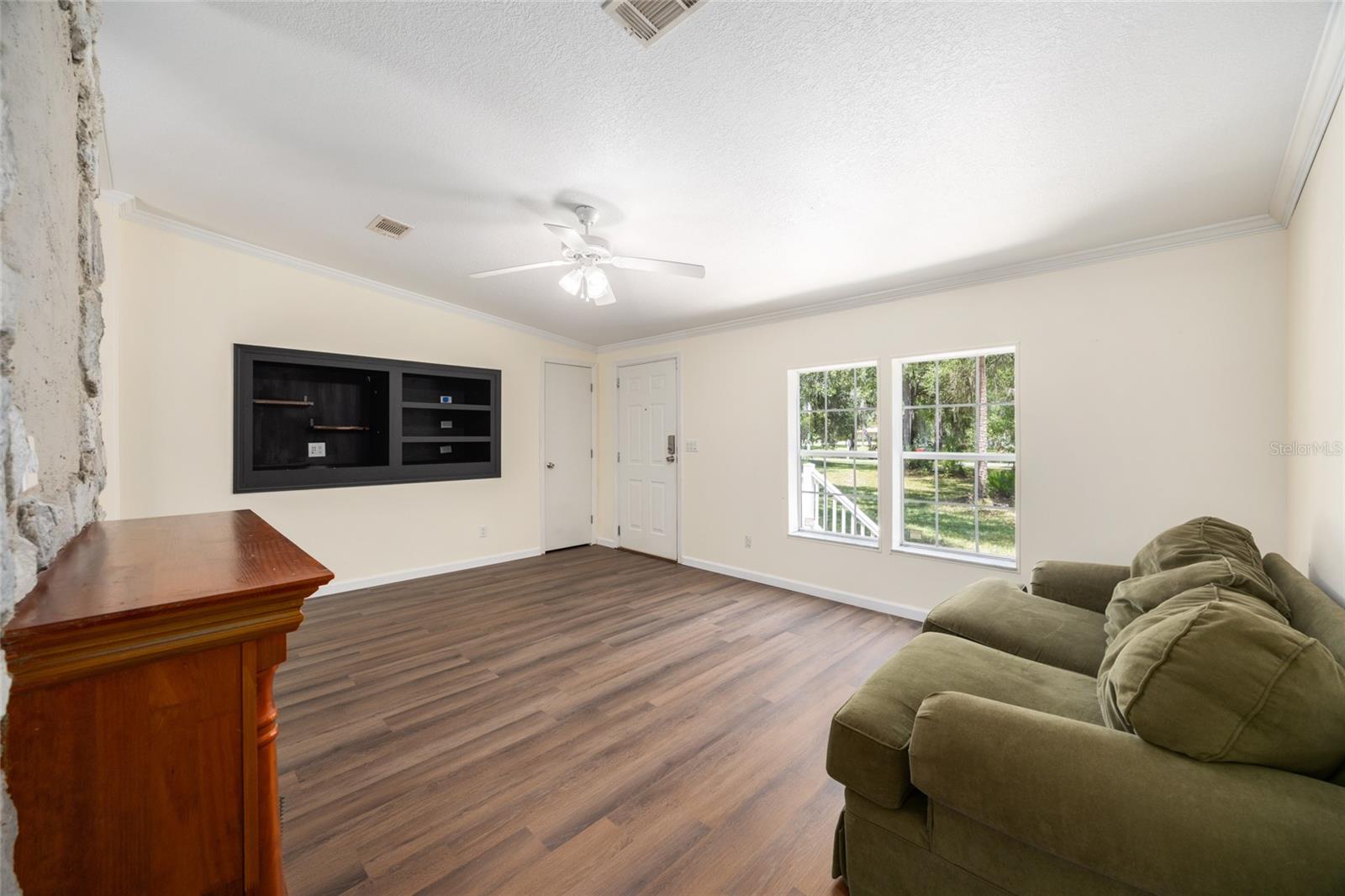 Image 11 of 49 For 10220 Pamondeho Circle