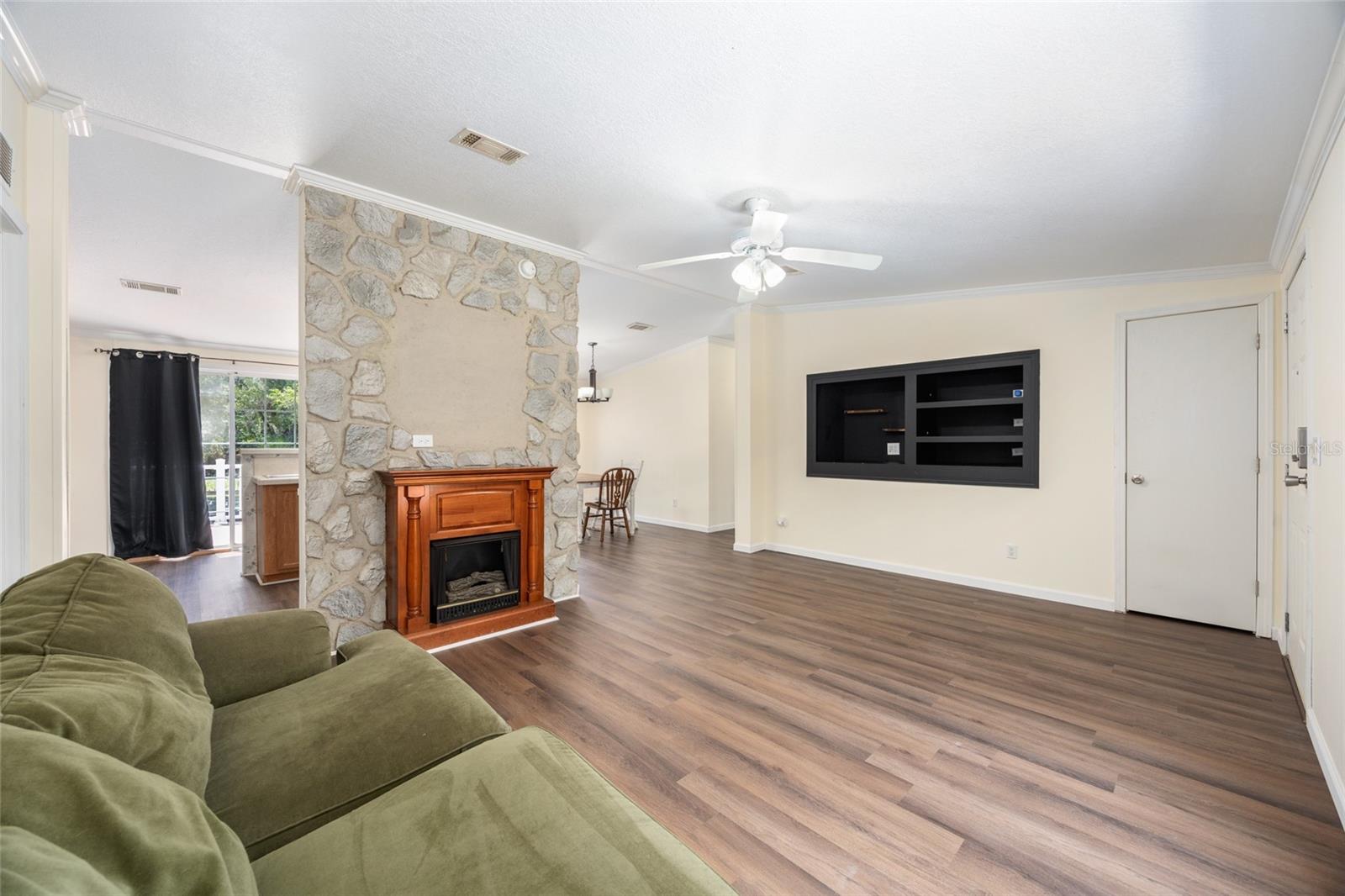 Image 12 of 49 For 10220 Pamondeho Circle