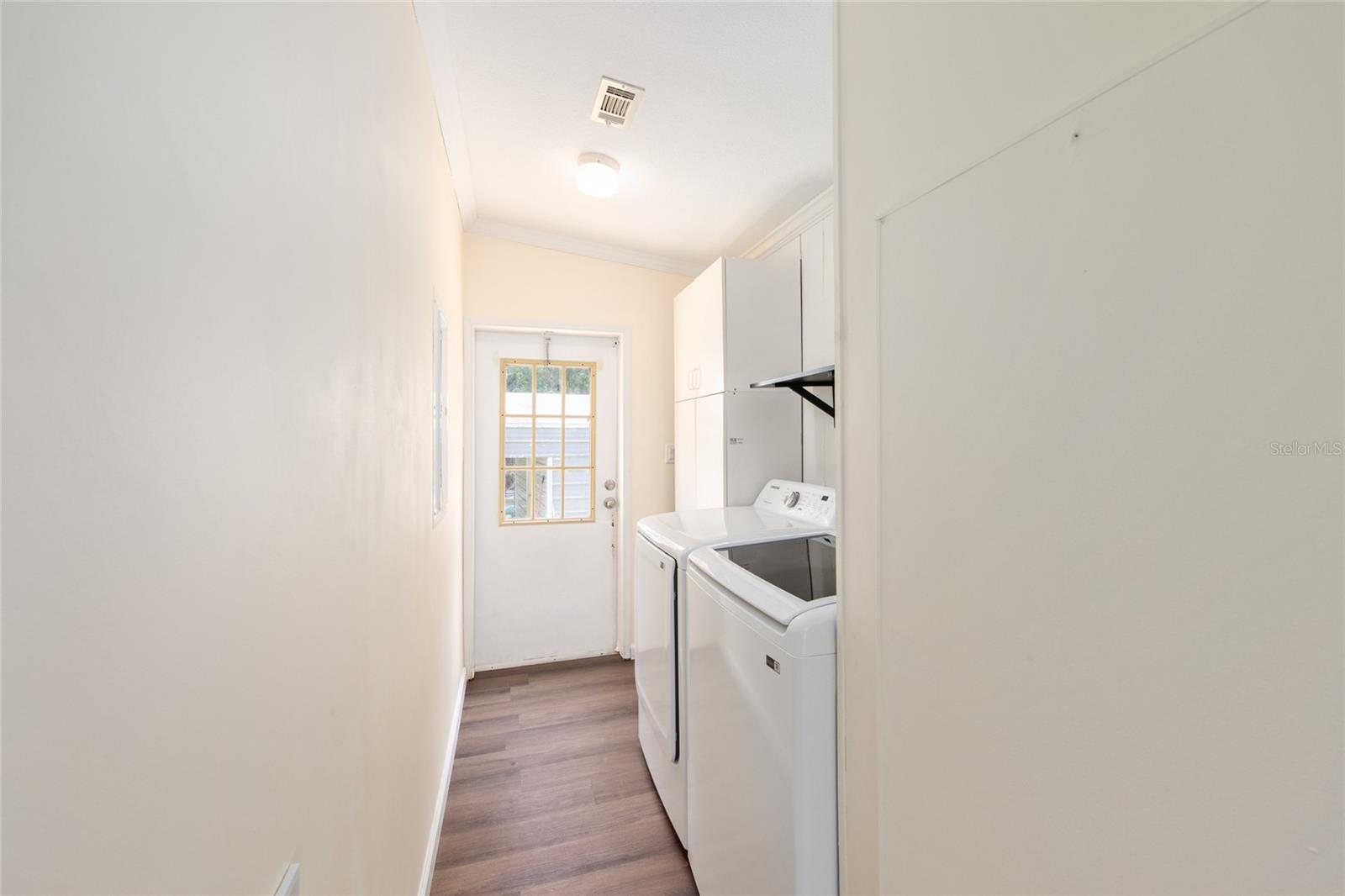 Image 32 of 49 For 10220 Pamondeho Circle