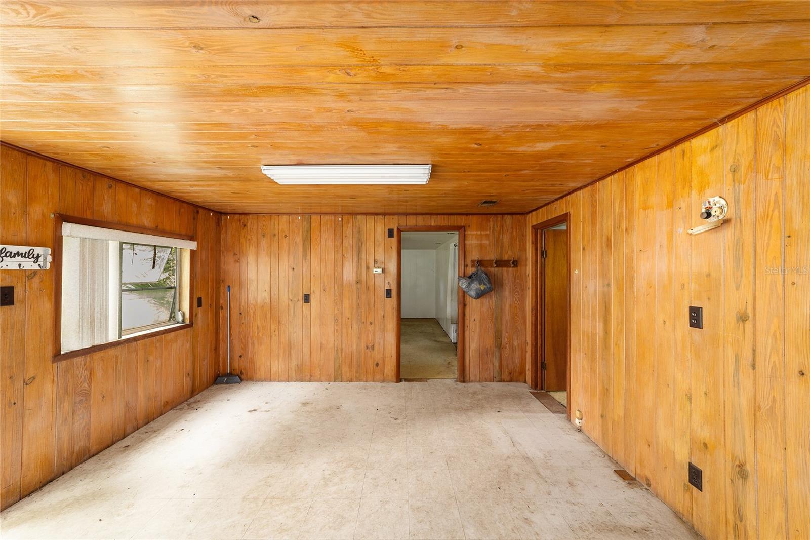 Image 11 of 32 For 1350 173rd Court