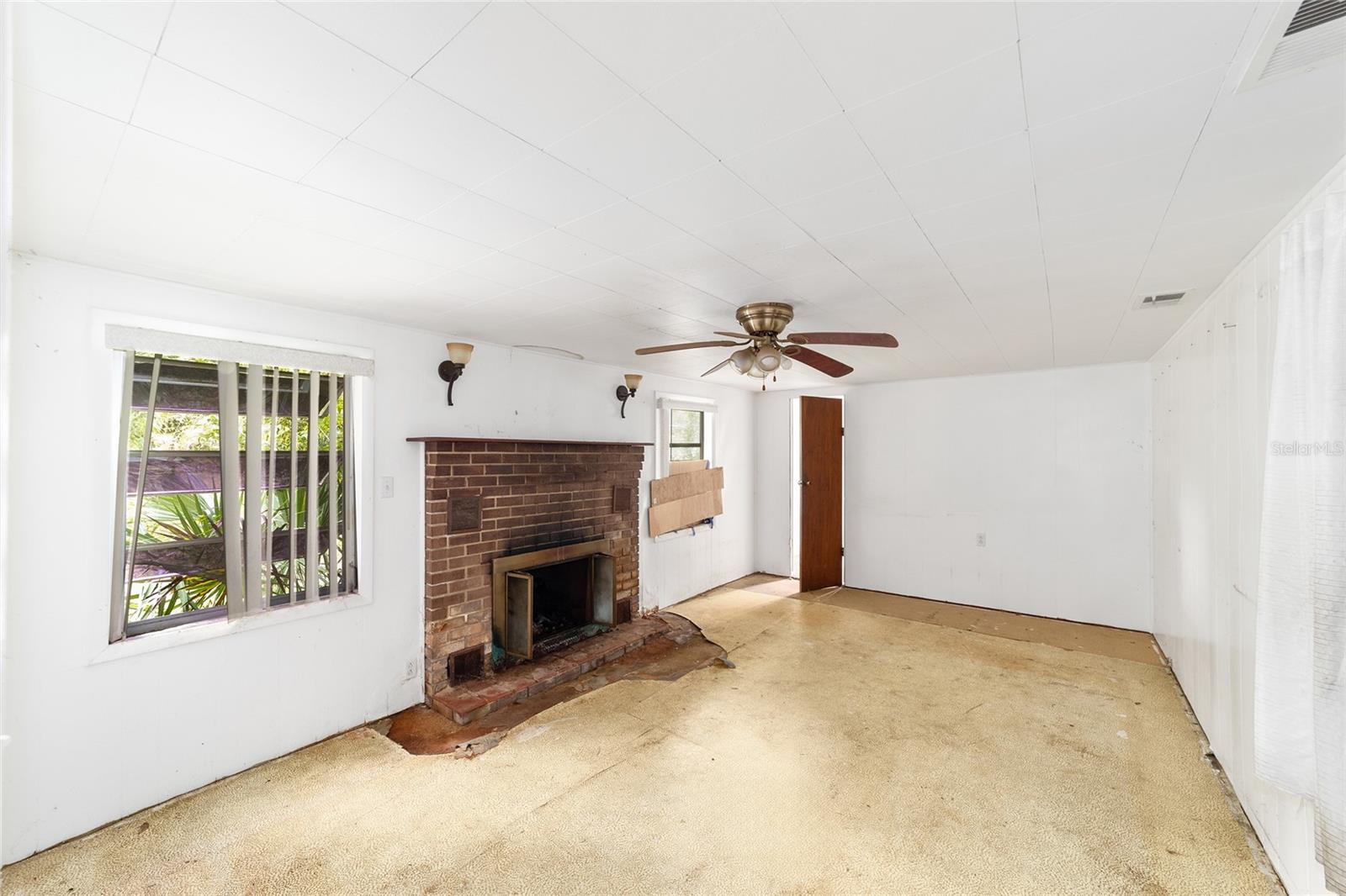 Image 23 of 32 For 1350 173rd Court