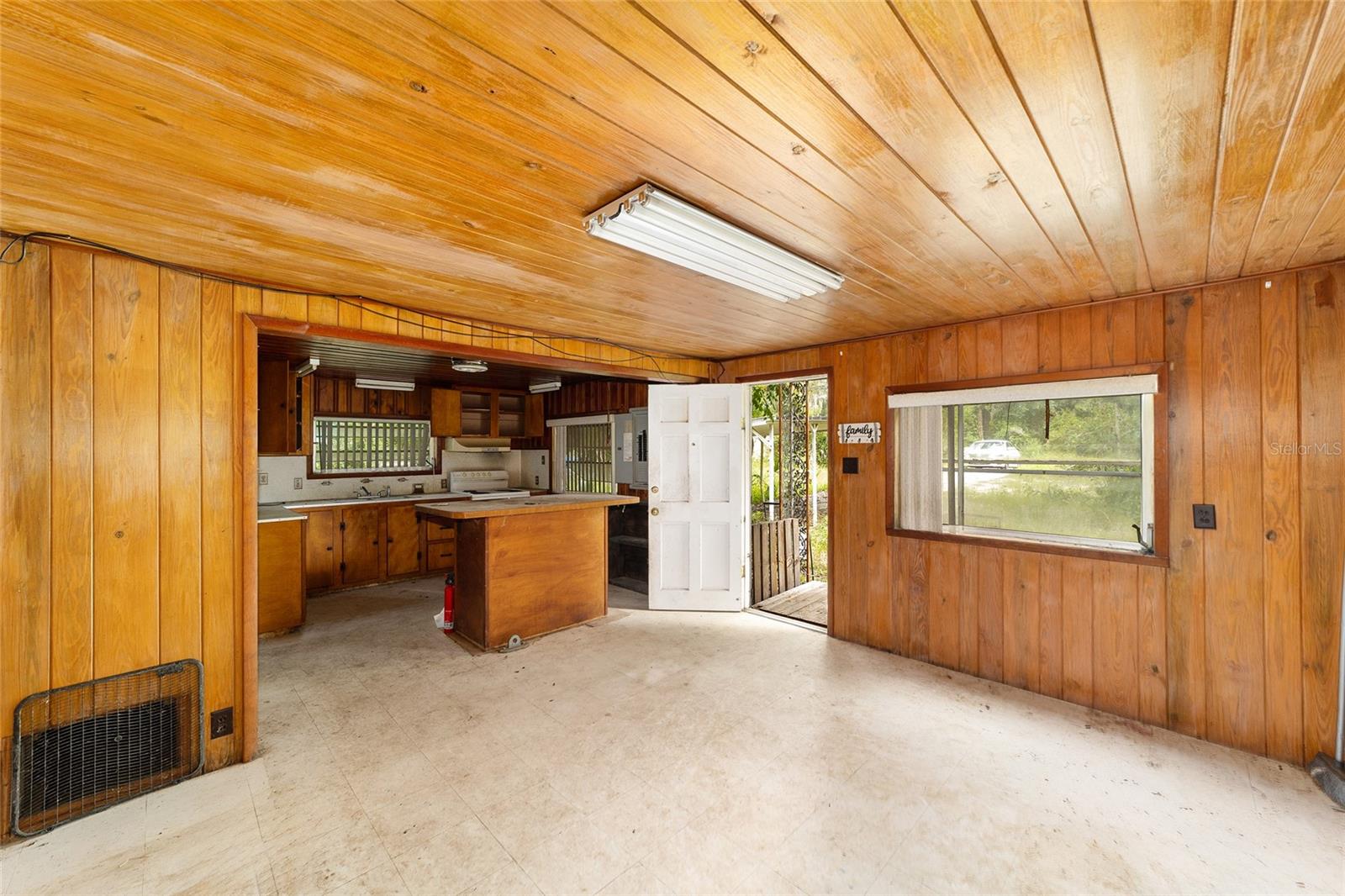 Image 6 of 32 For 1350 173rd Court