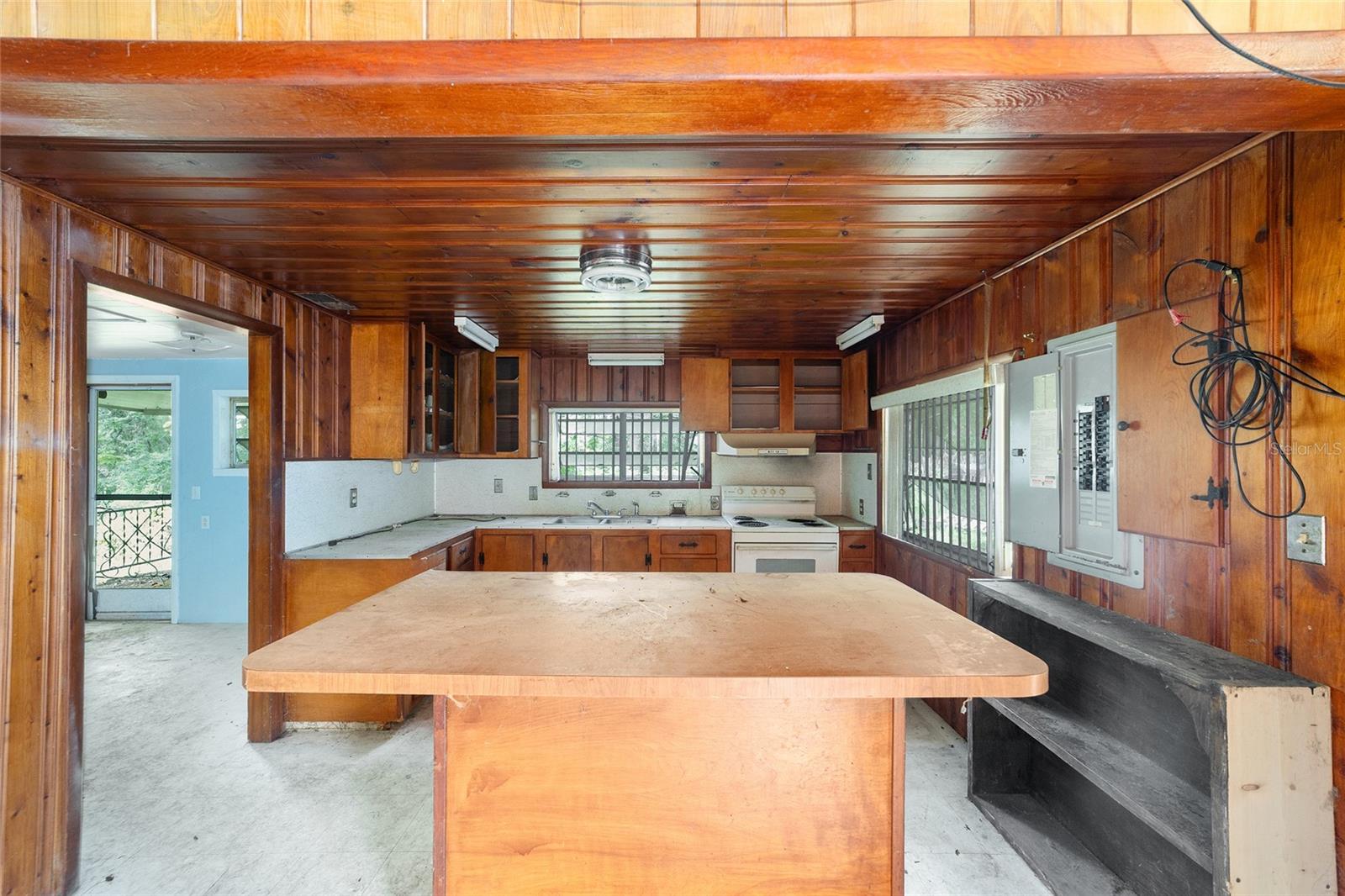 Image 9 of 32 For 1350 173rd Court