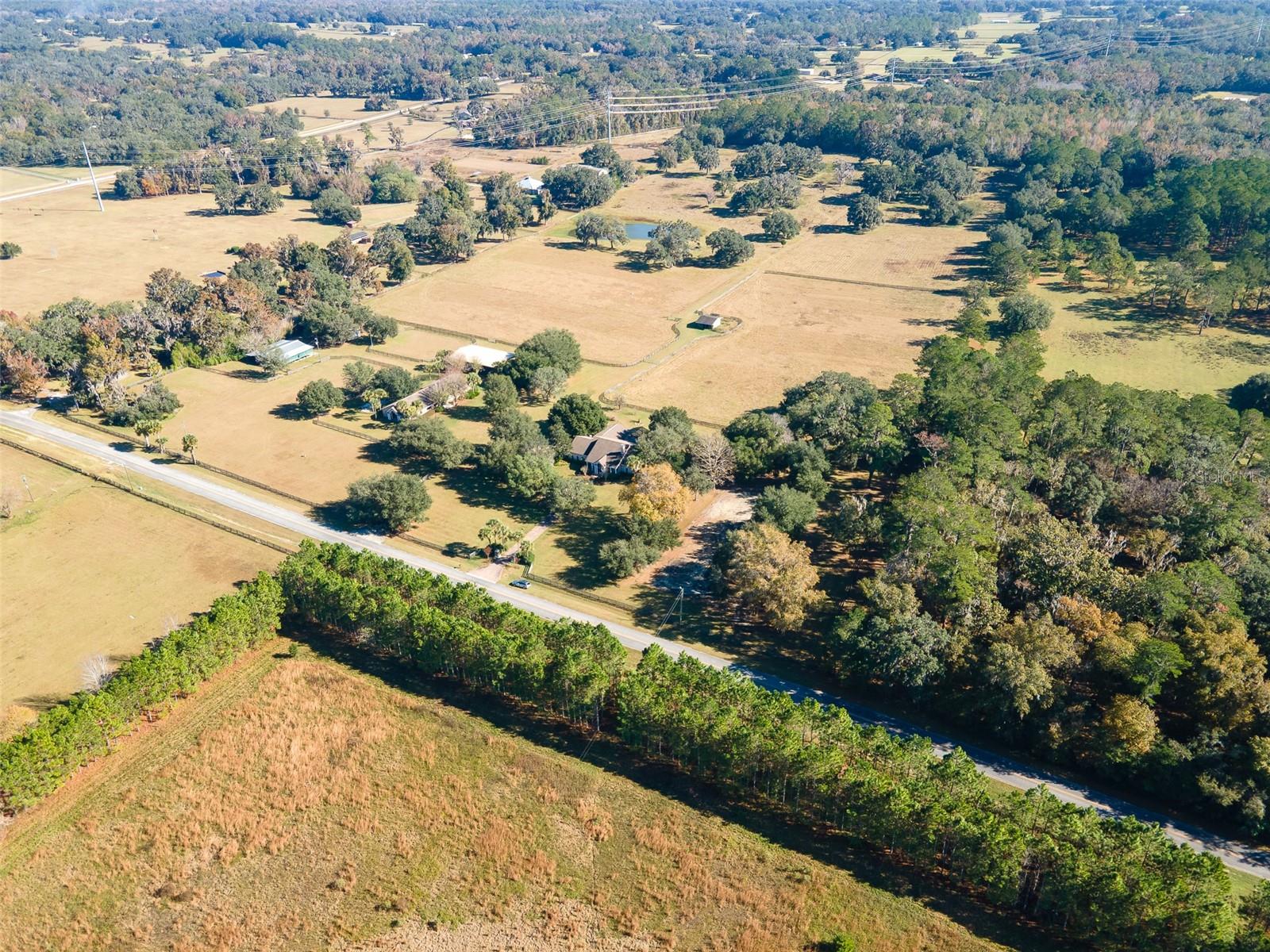 Image 11 of 86 For 11715 90th Avenue