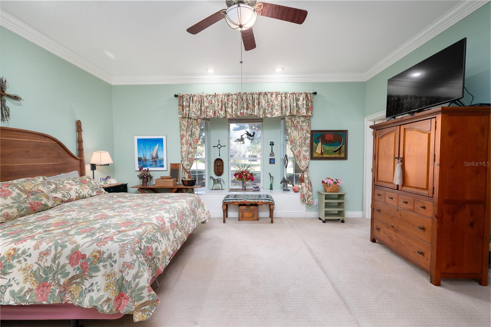 Image 37 of 86 For 11715 90th Avenue