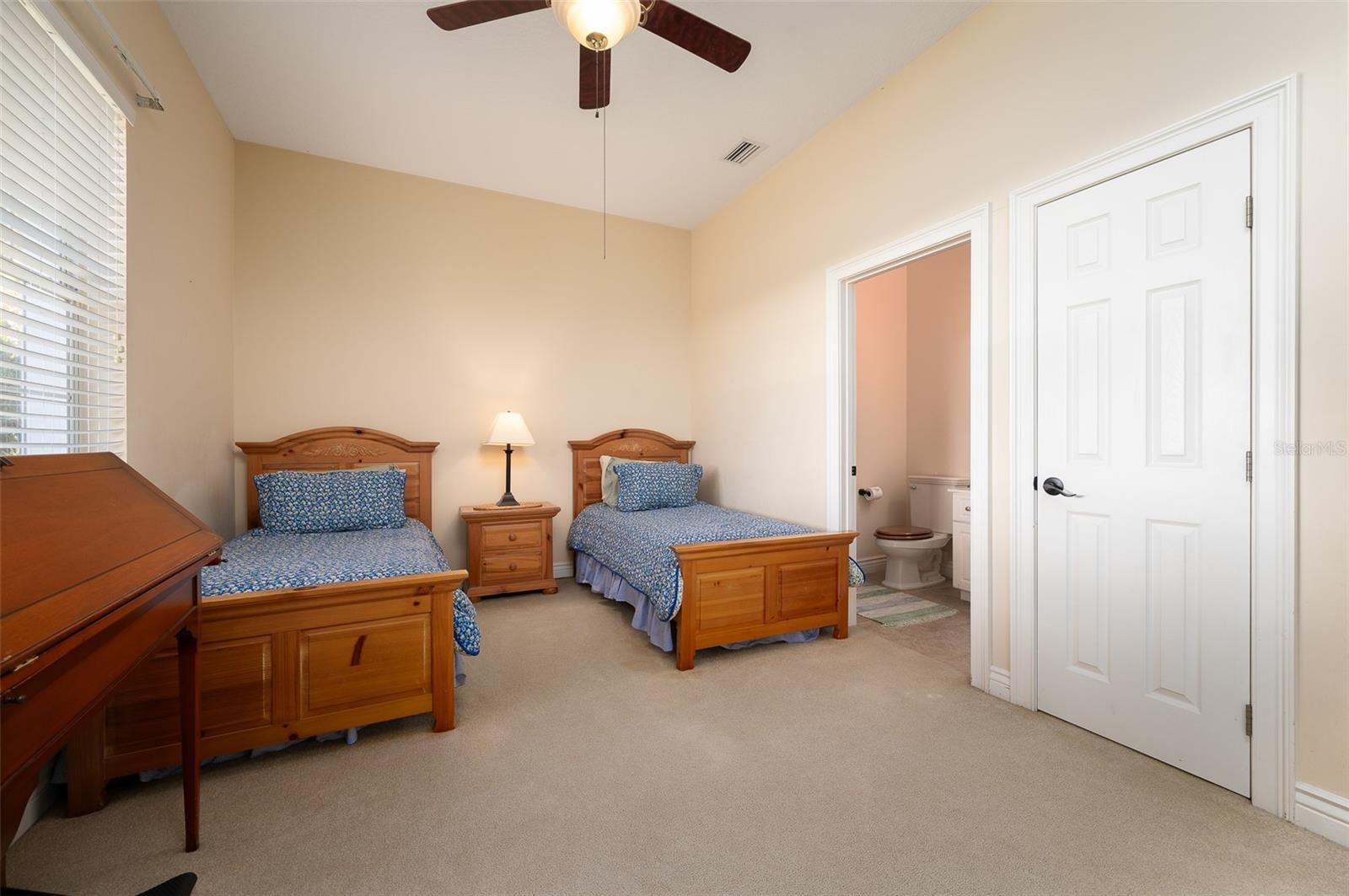 Image 49 of 86 For 11715 90th Avenue