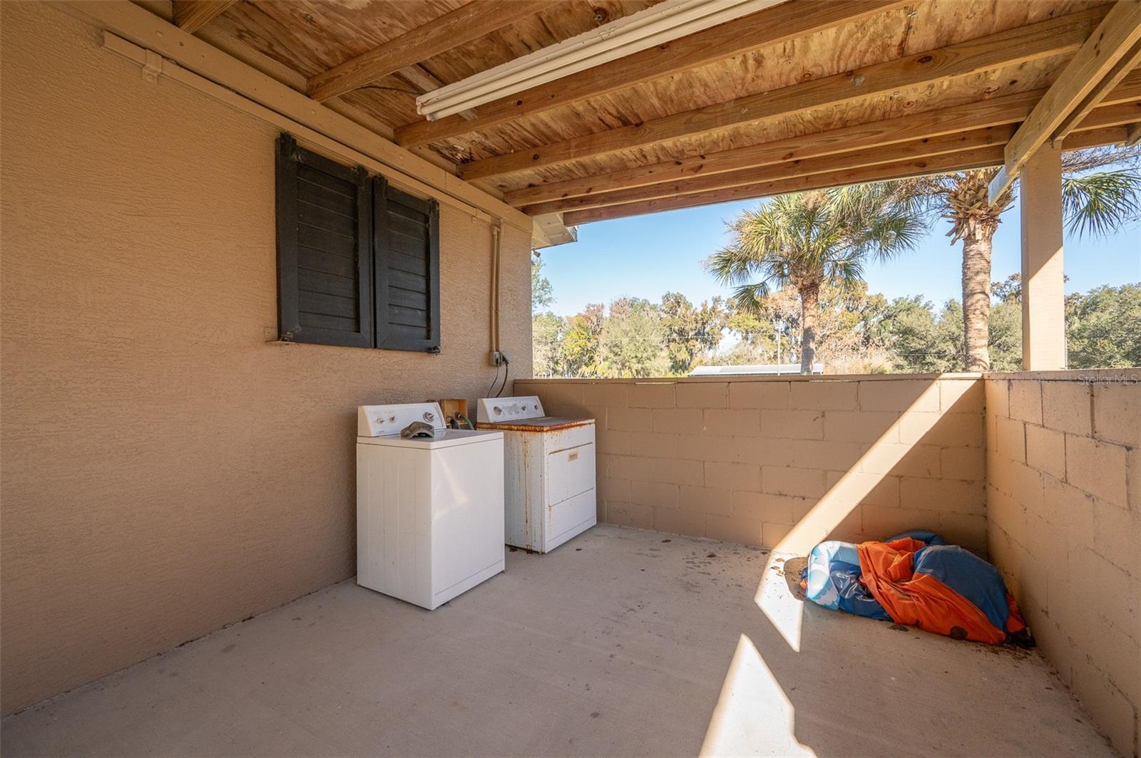 Image 70 of 86 For 11715 90th Avenue