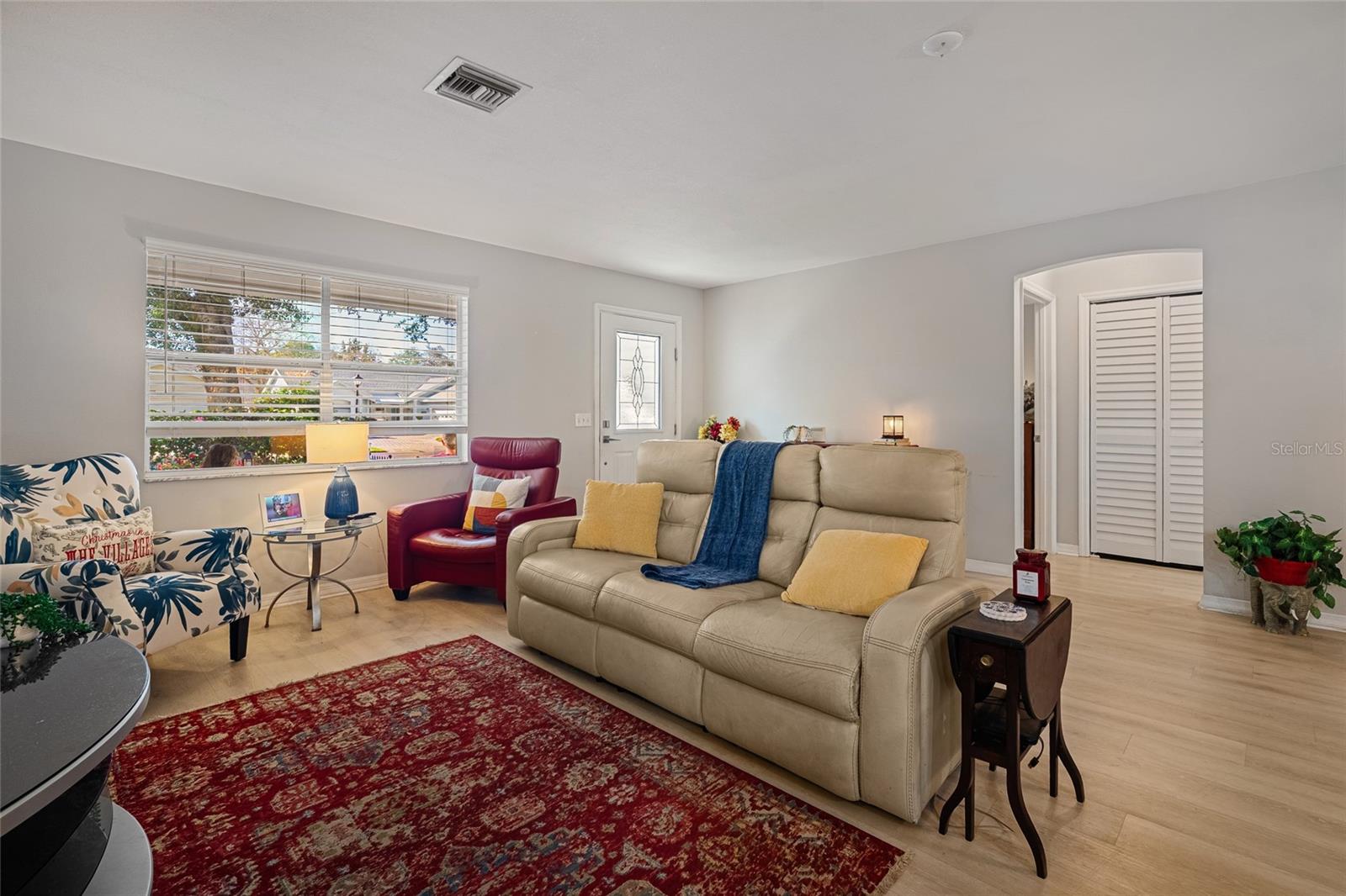 Image 13 of 36 For 509 Del Mar Drive