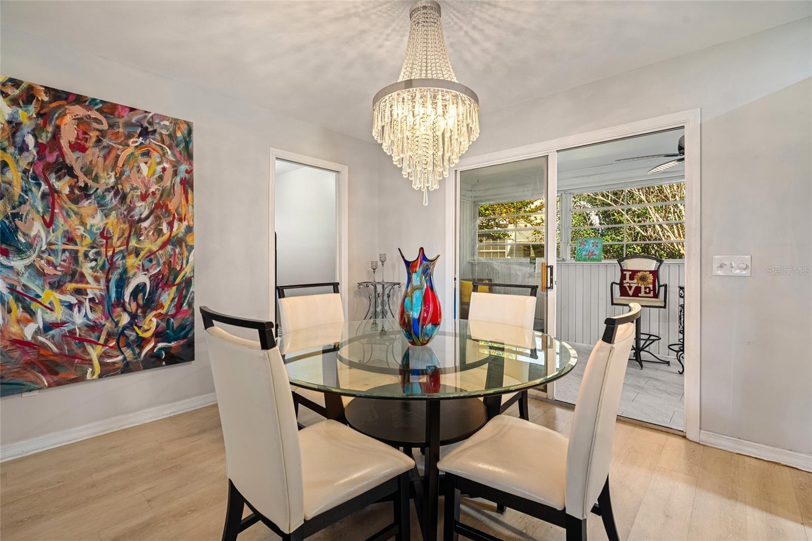 Image 14 of 36 For 509 Del Mar Drive