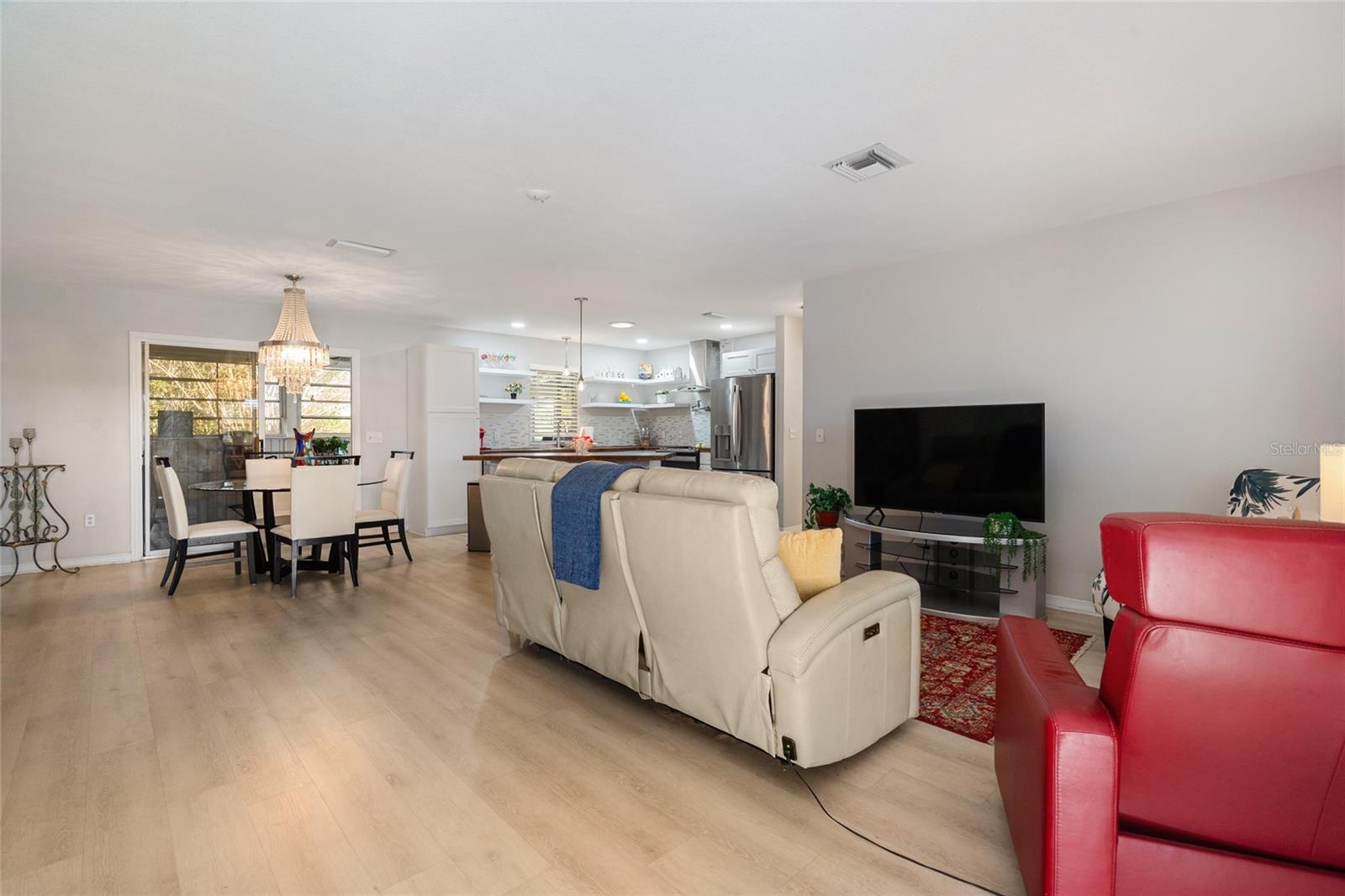 Image 16 of 36 For 509 Del Mar Drive