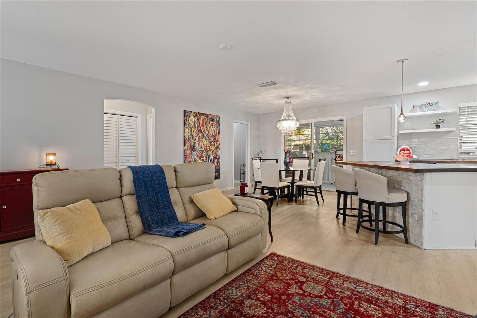 Image 18 of 36 For 509 Del Mar Drive