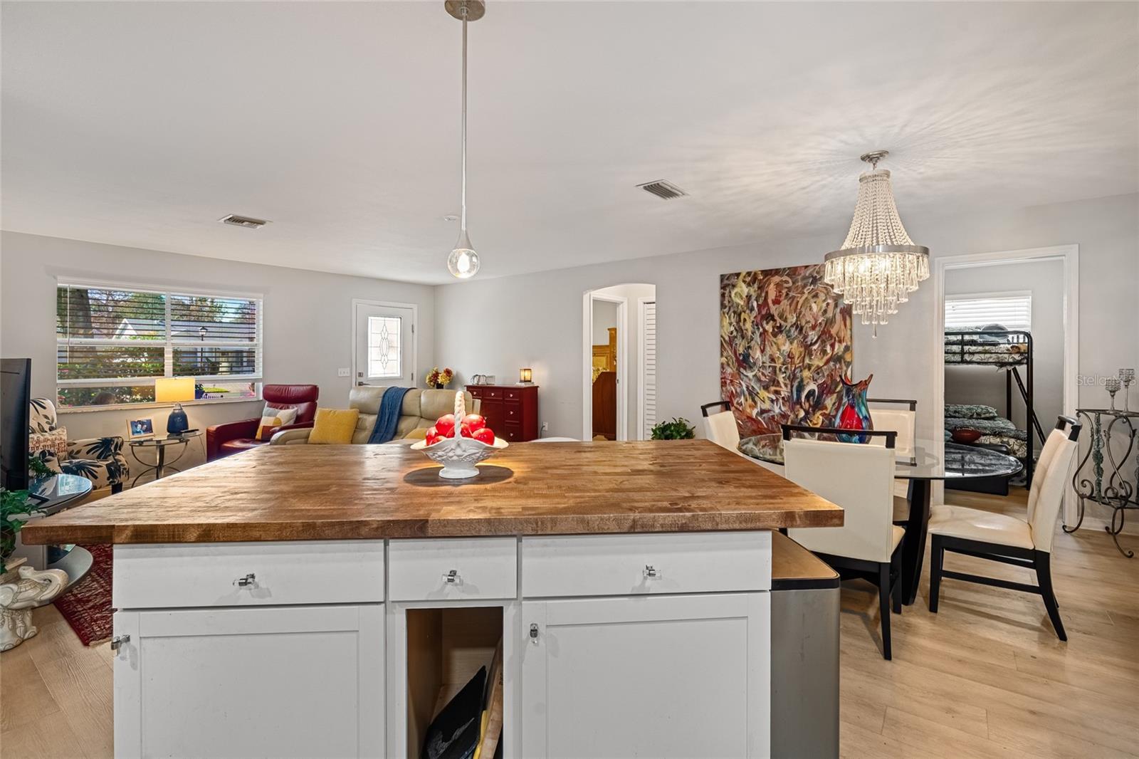 Image 19 of 36 For 509 Del Mar Drive