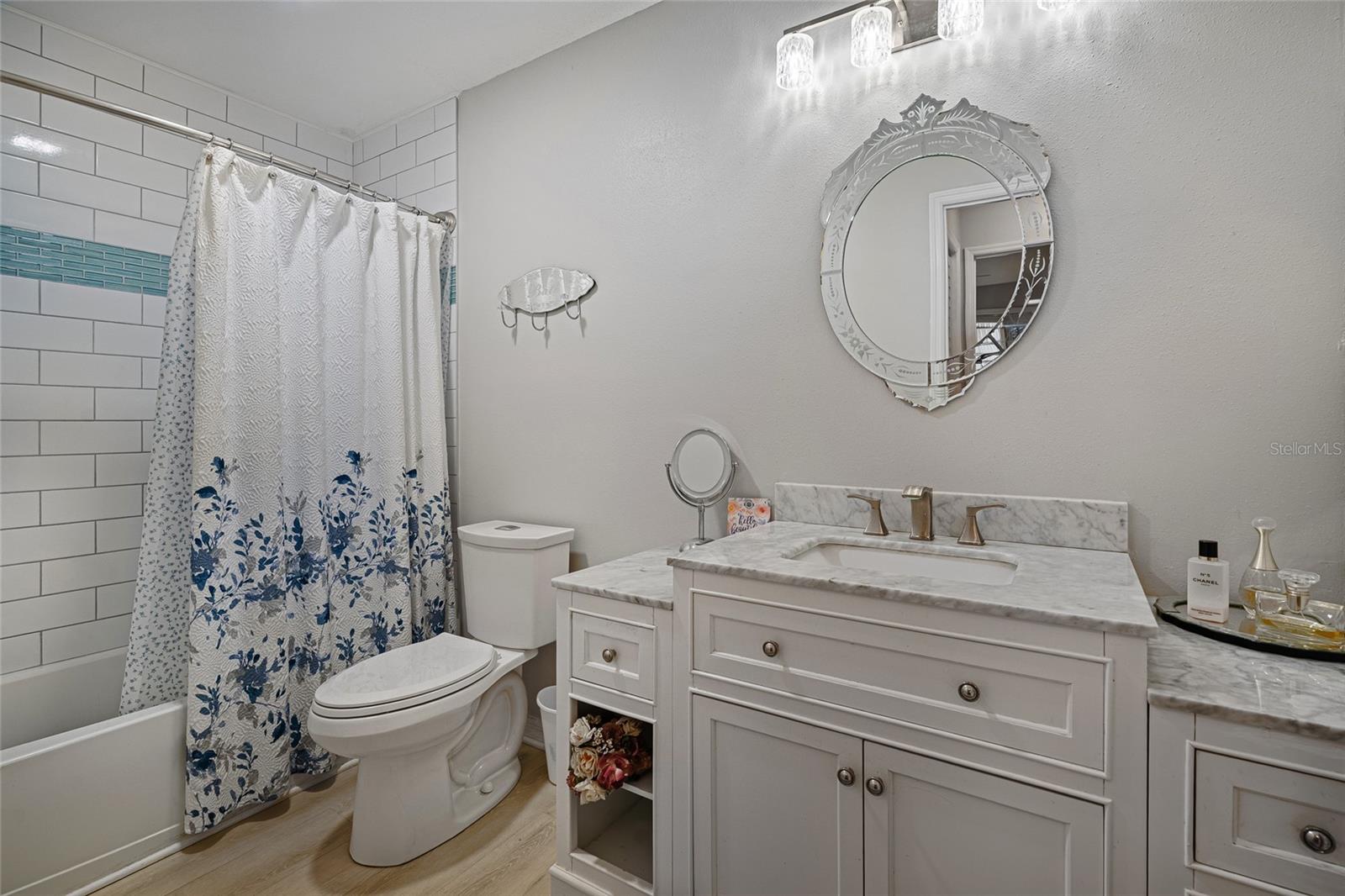 Image 26 of 36 For 509 Del Mar Drive