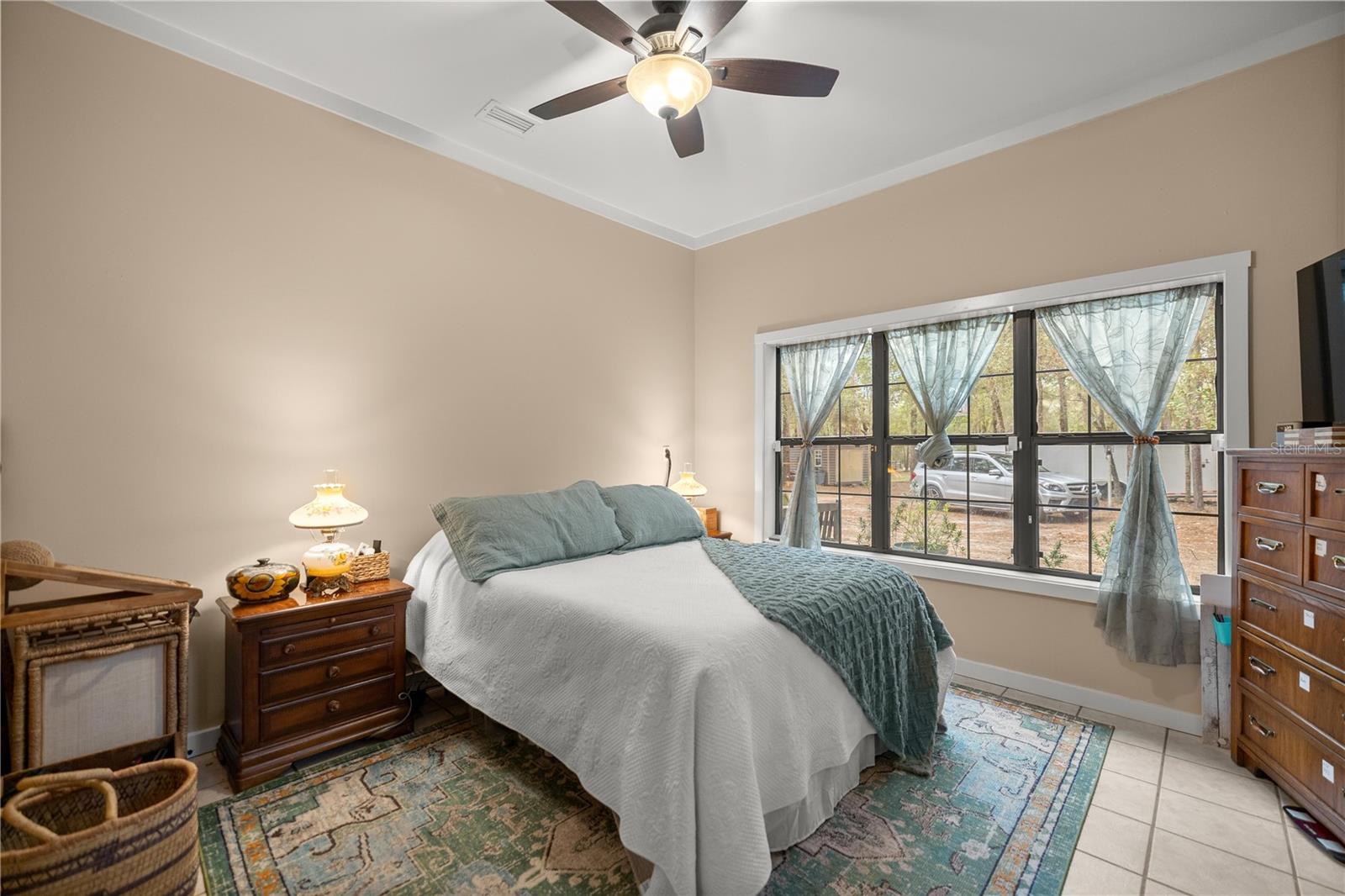 Image 13 of 38 For 5475 194th Avenue