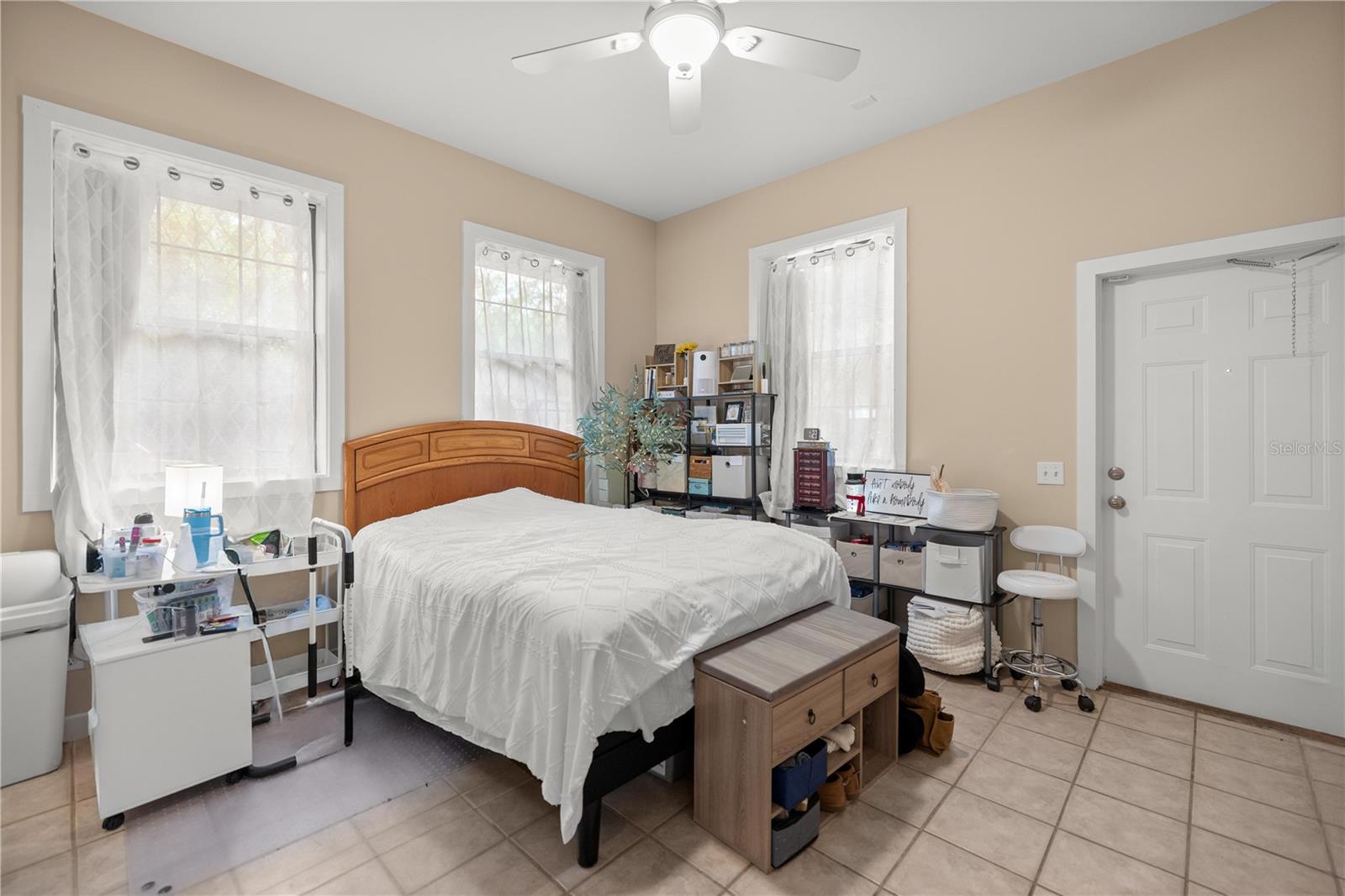 Image 17 of 38 For 5475 194th Avenue