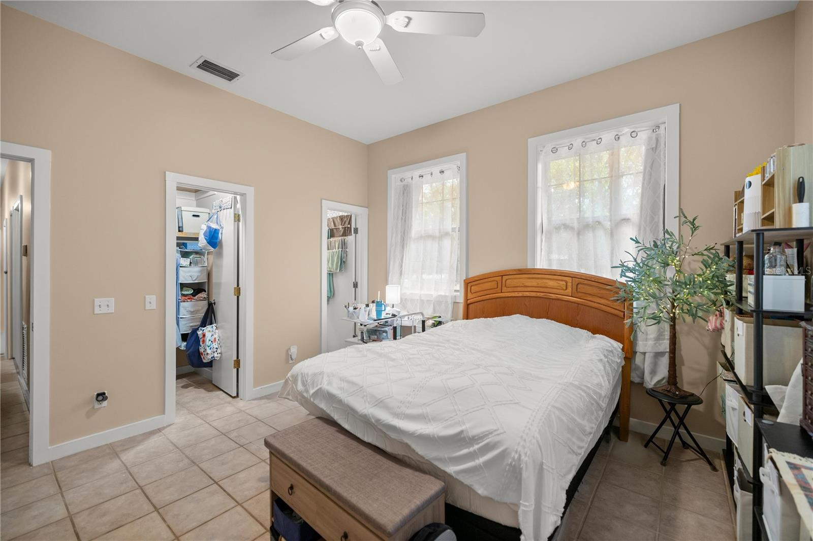 Image 18 of 38 For 5475 194th Avenue